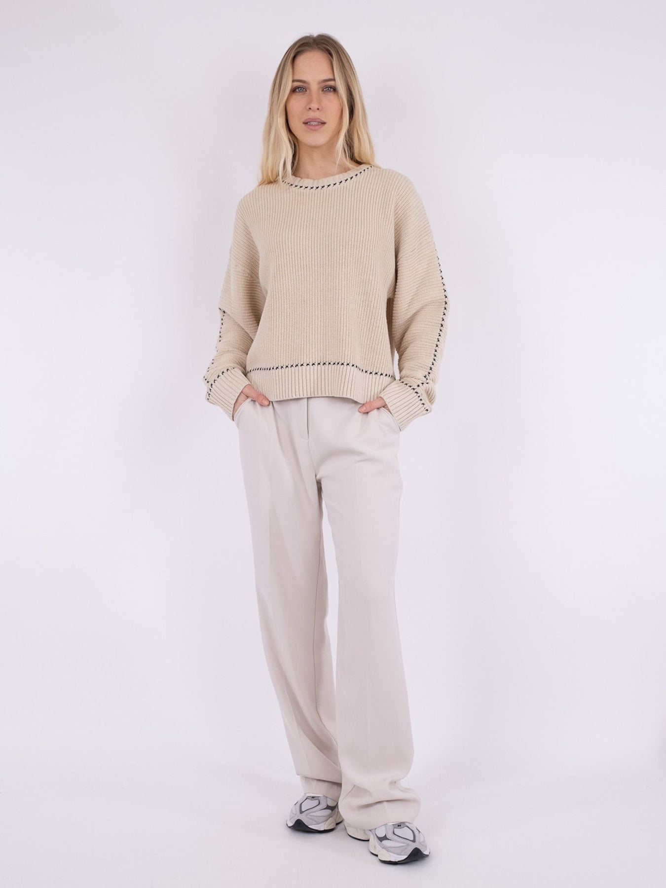 Detri Soft Knit Blouse - Sand