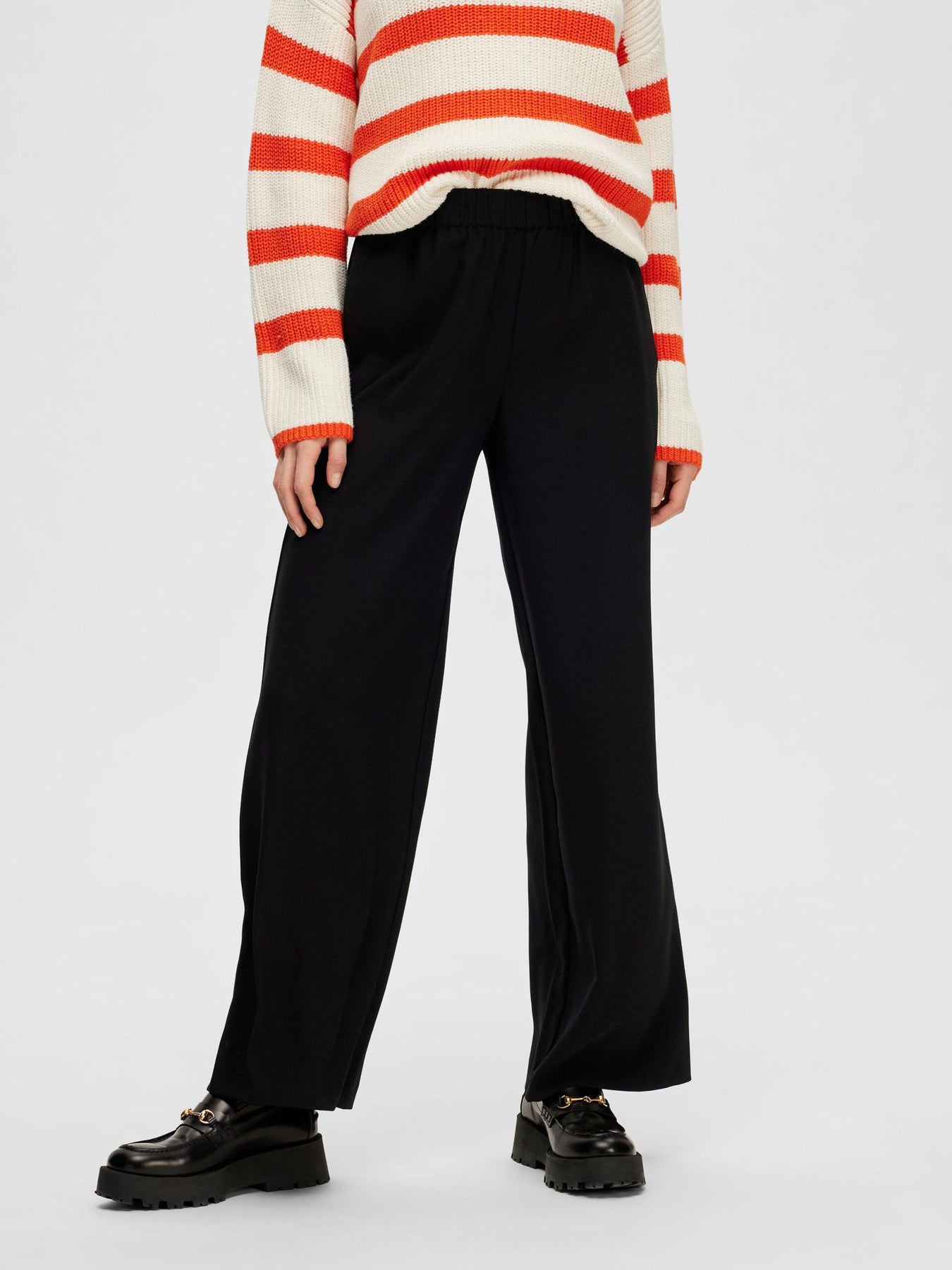 Tinni-Relaxed MW Wide Pant - Black