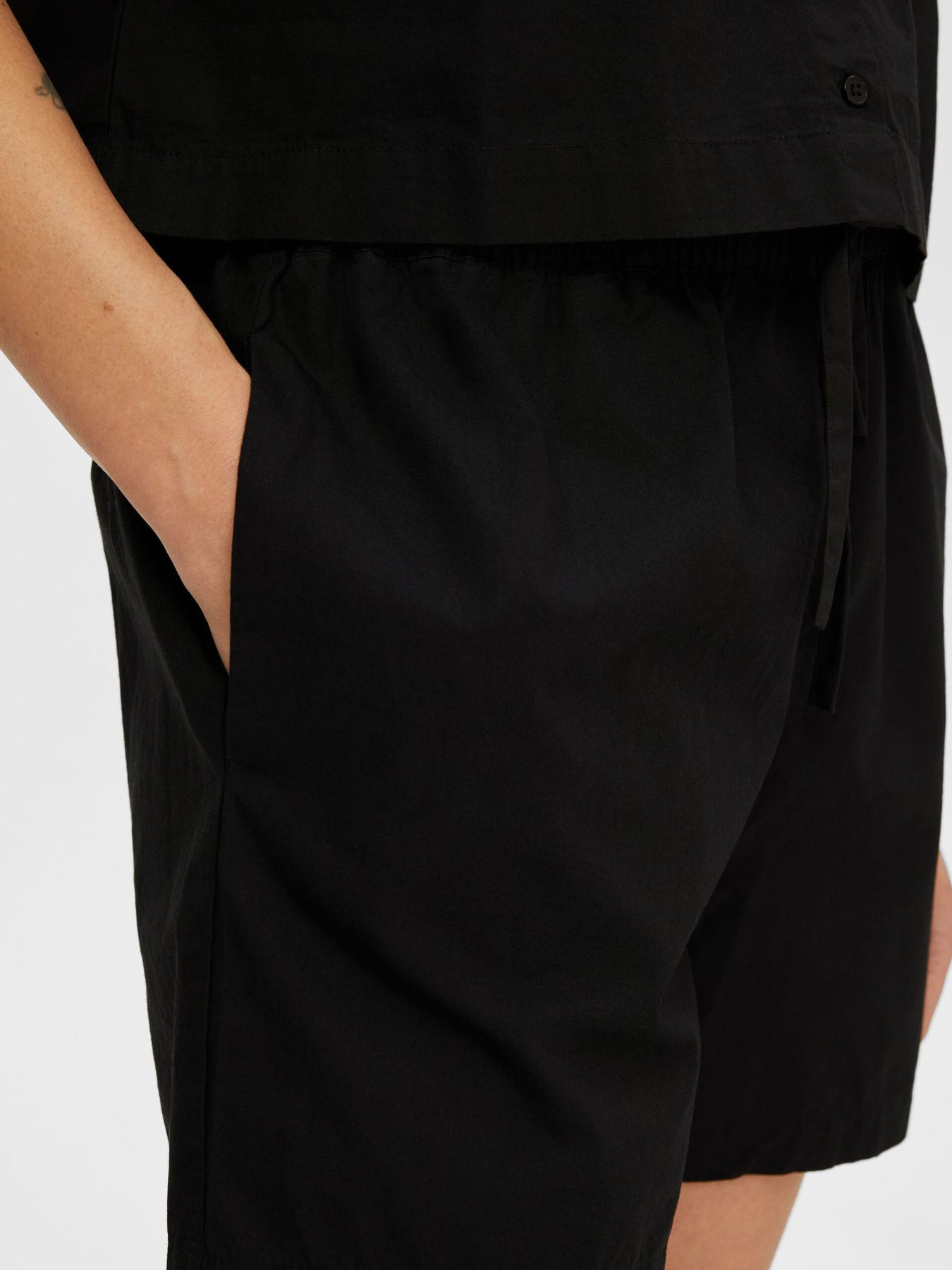 Blair Lilo MW Shorts - Svart