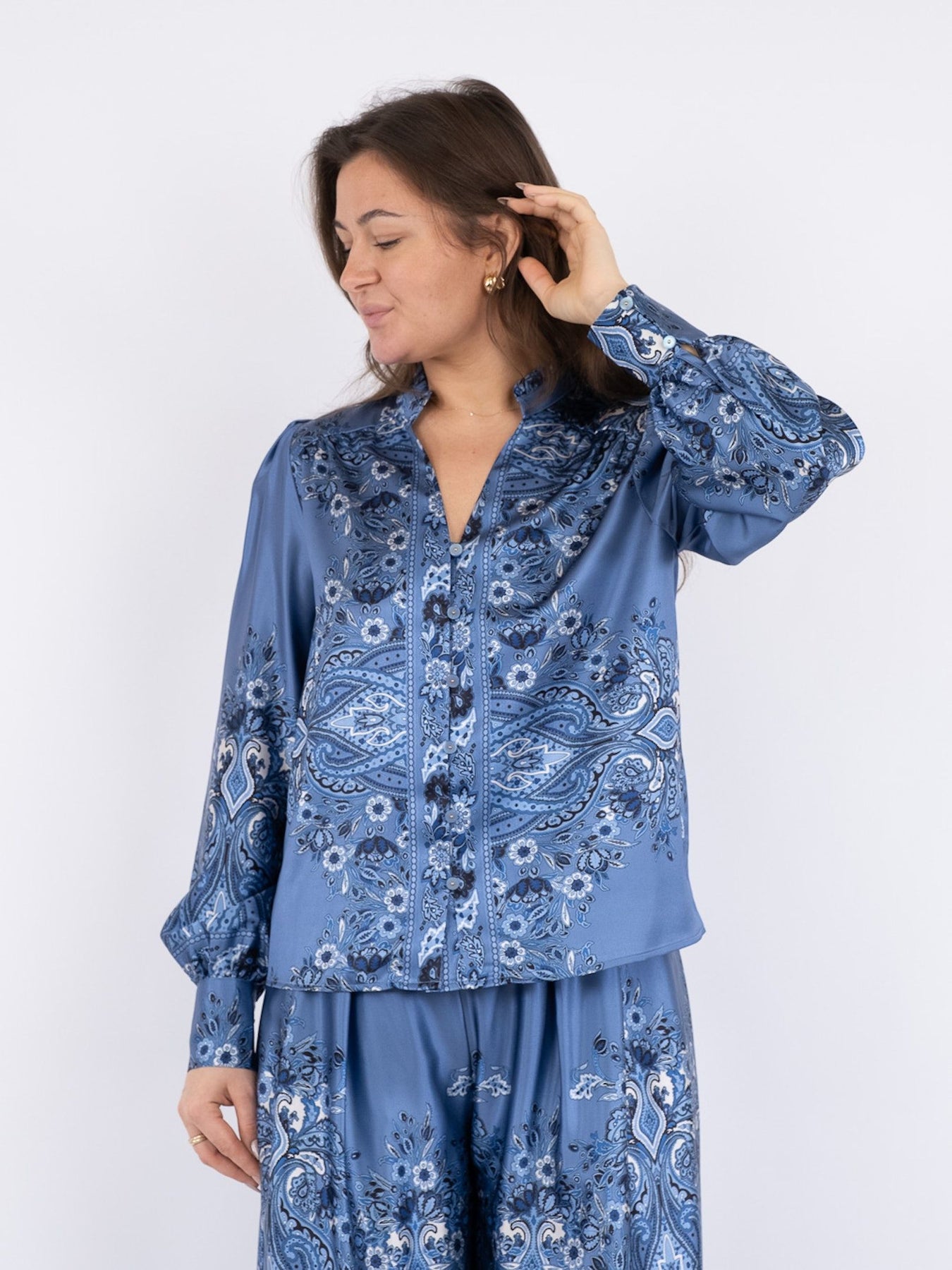Massima Paisley Border Blouse - Dusty Blue