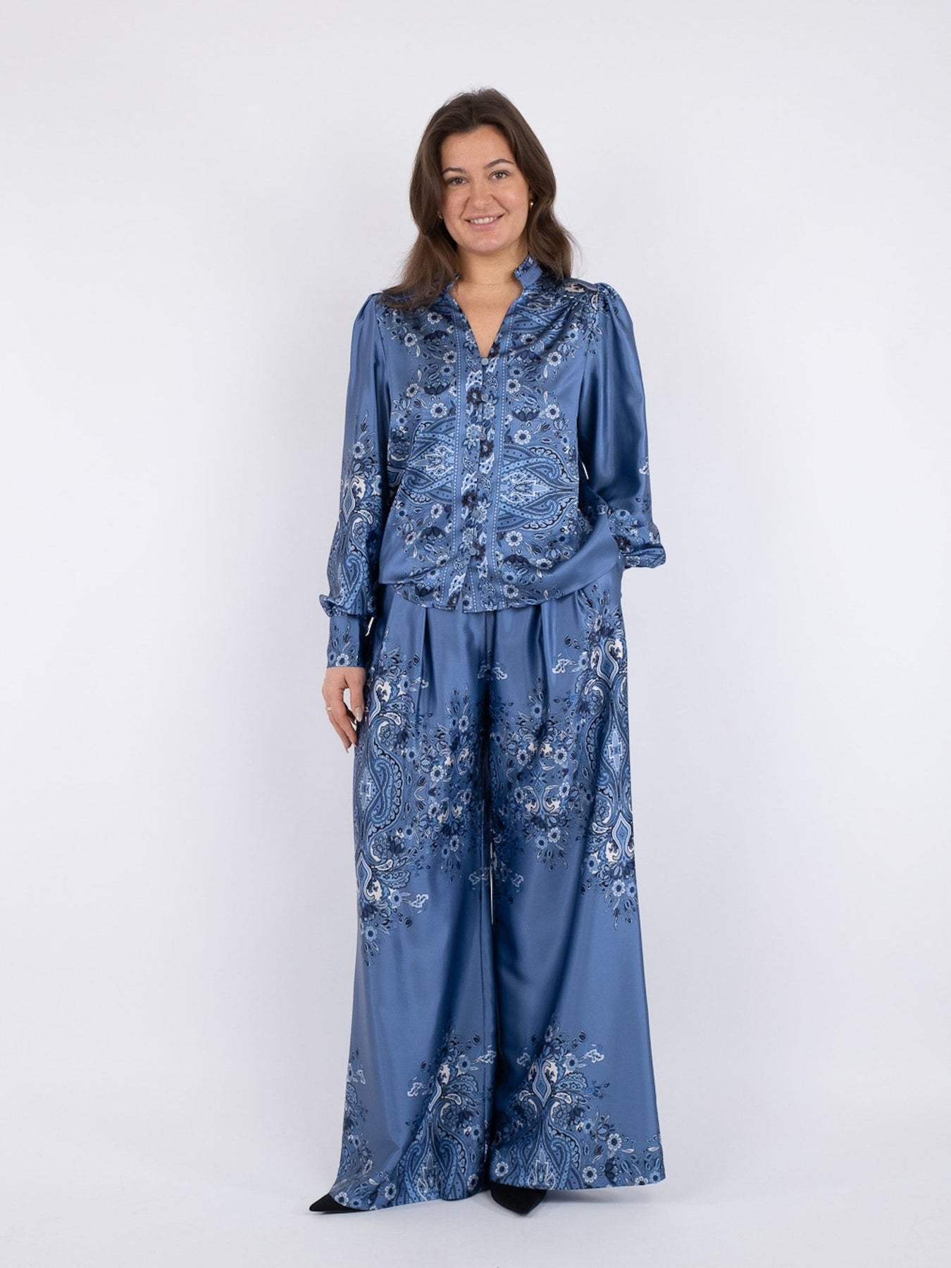Massima Paisley Border Blouse - Dusty Blue