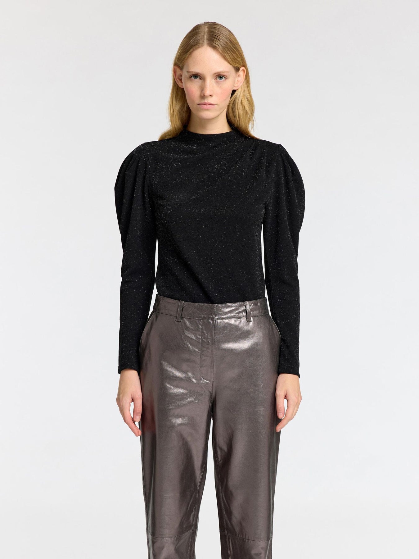 Marwa Ls High Neck Top - Black