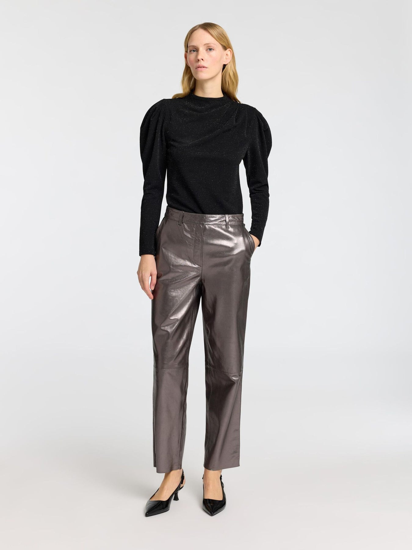 Marwa Ls High Neck Top - Black