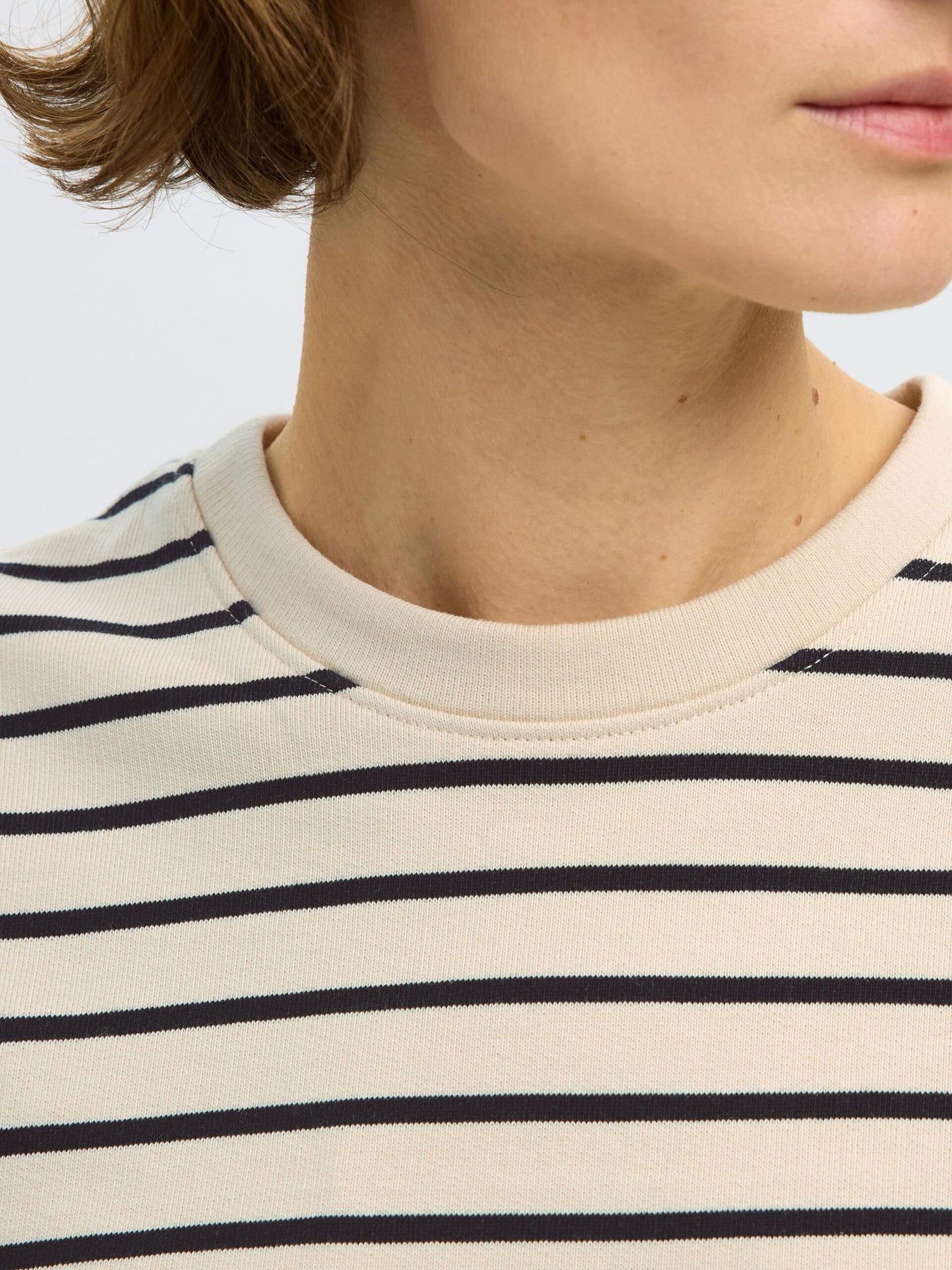 Elise Ls O-Neck Wide Striped Sweatshirt - Black Birch