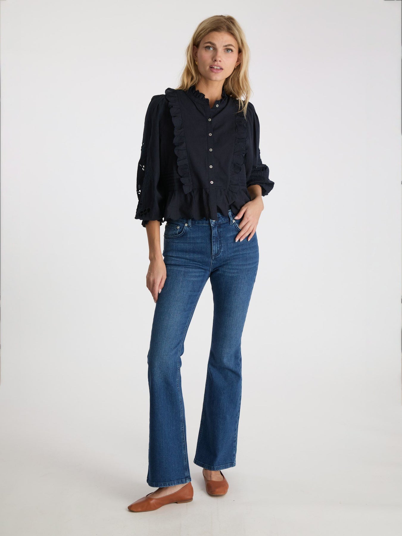 Petrine Embroidery Blouse - Navy