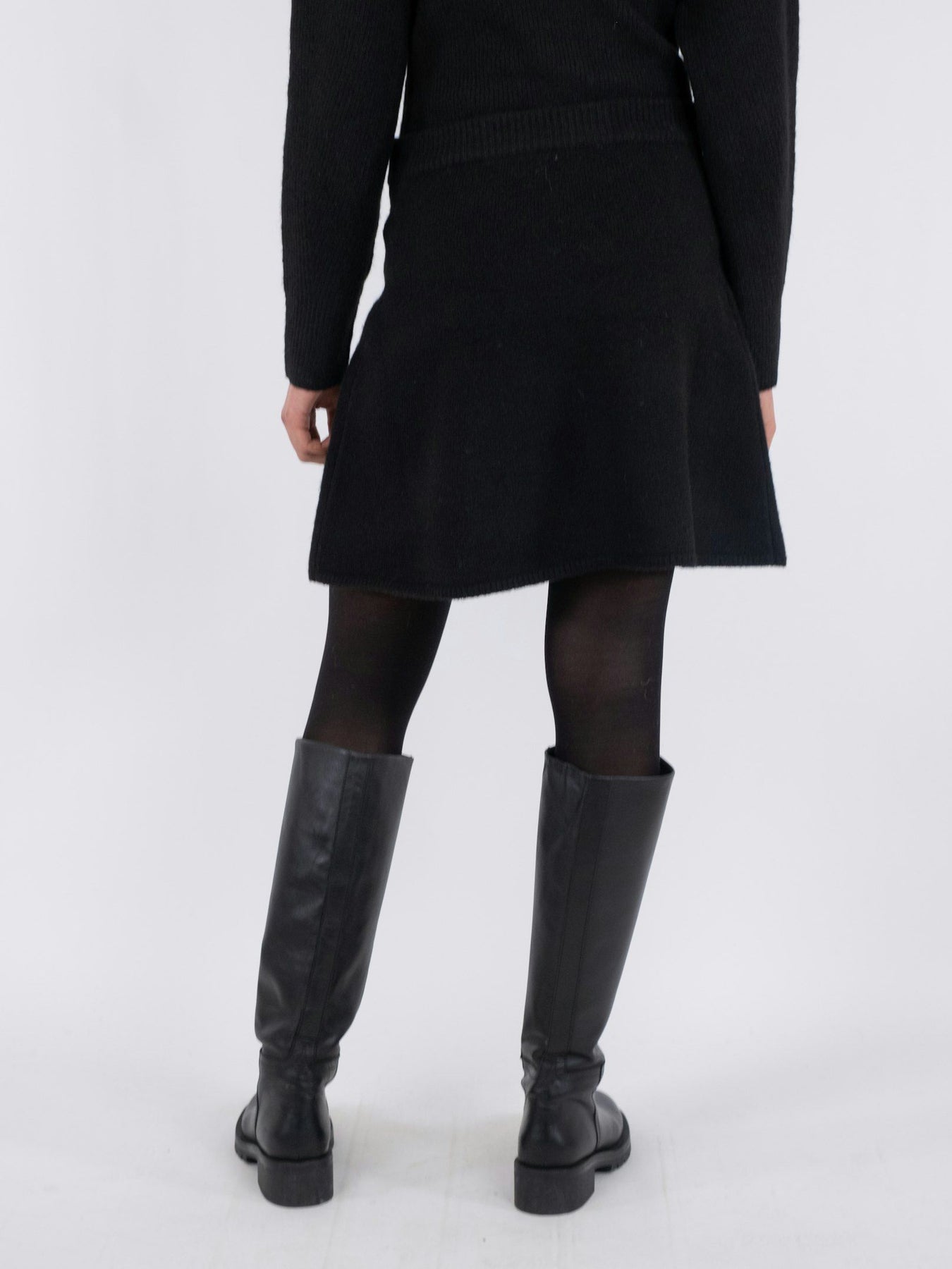 Gisa Knit Skirt - Svart
