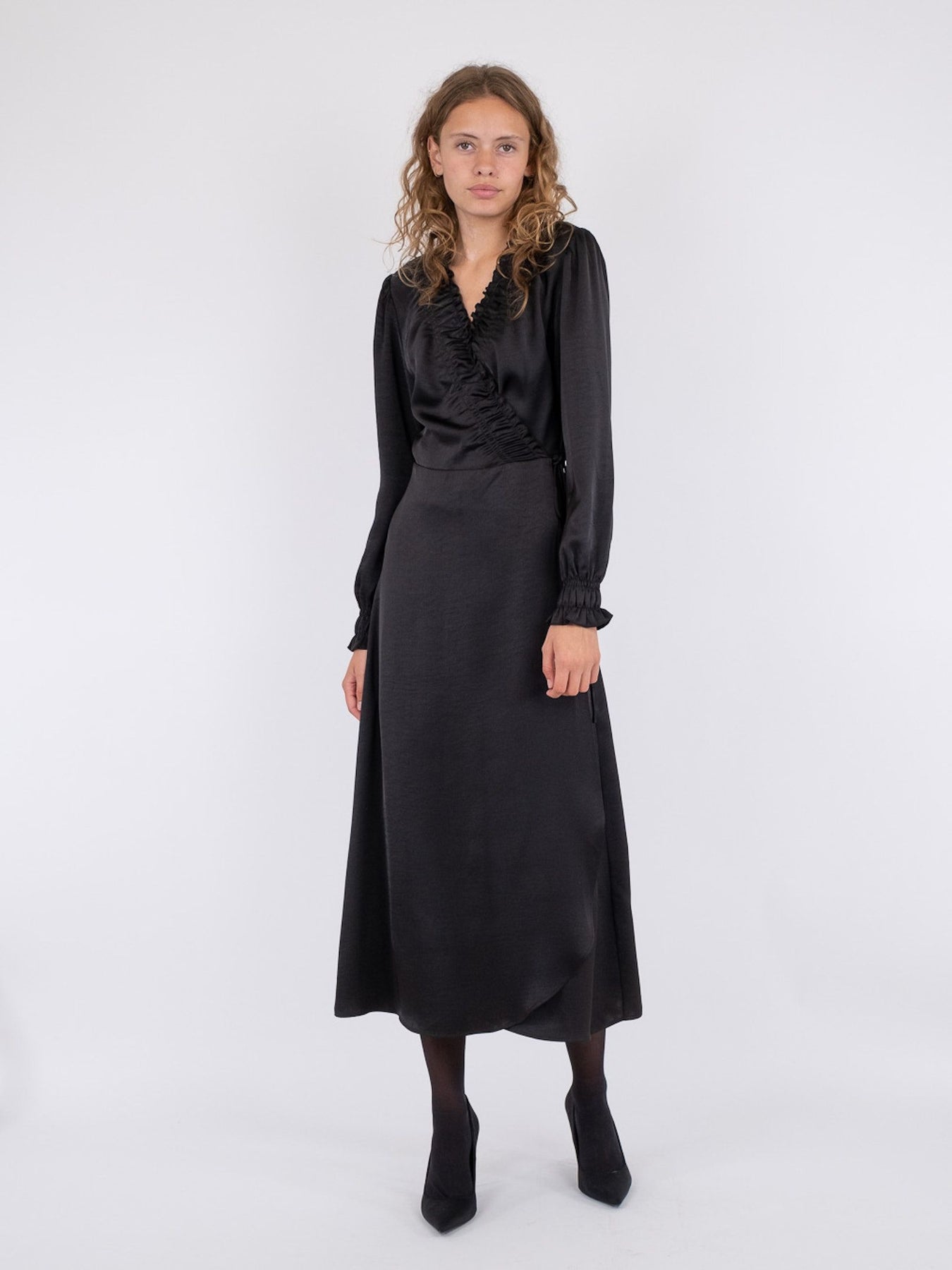 Nakisa Heavy Sateen Dress - Black