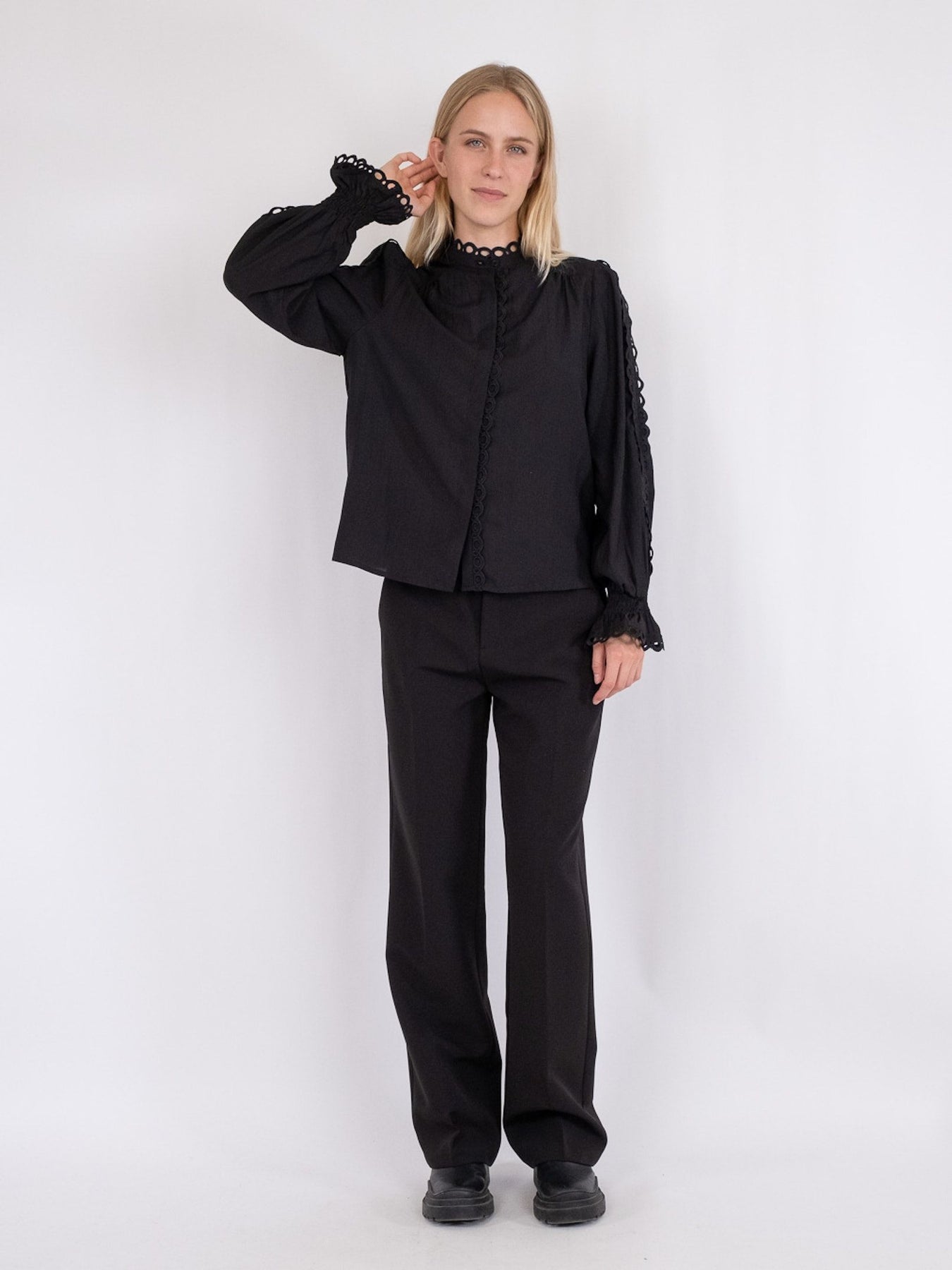 Sassie Shirt - Black