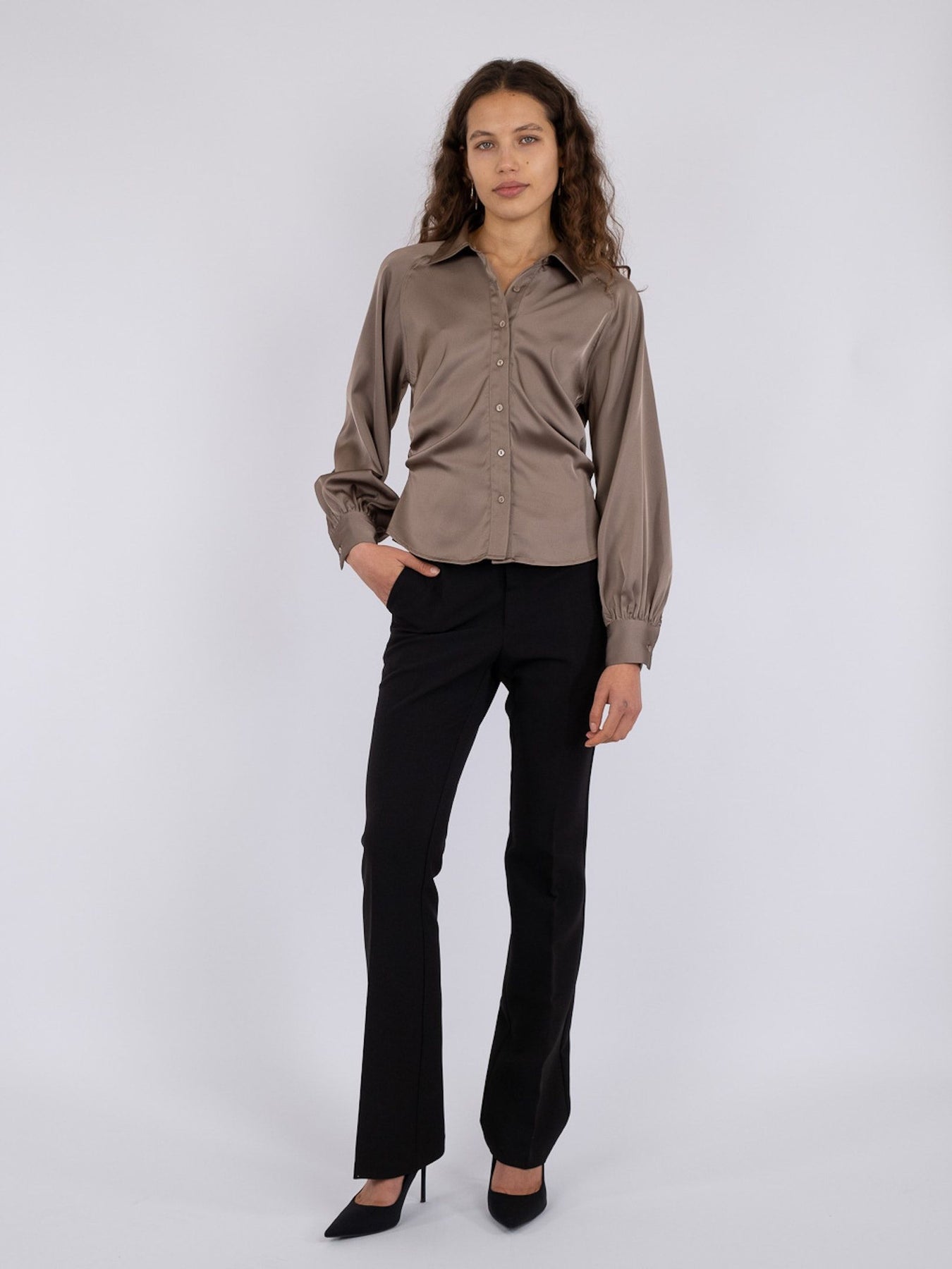 Susannah Sateen Shirt - Khaki