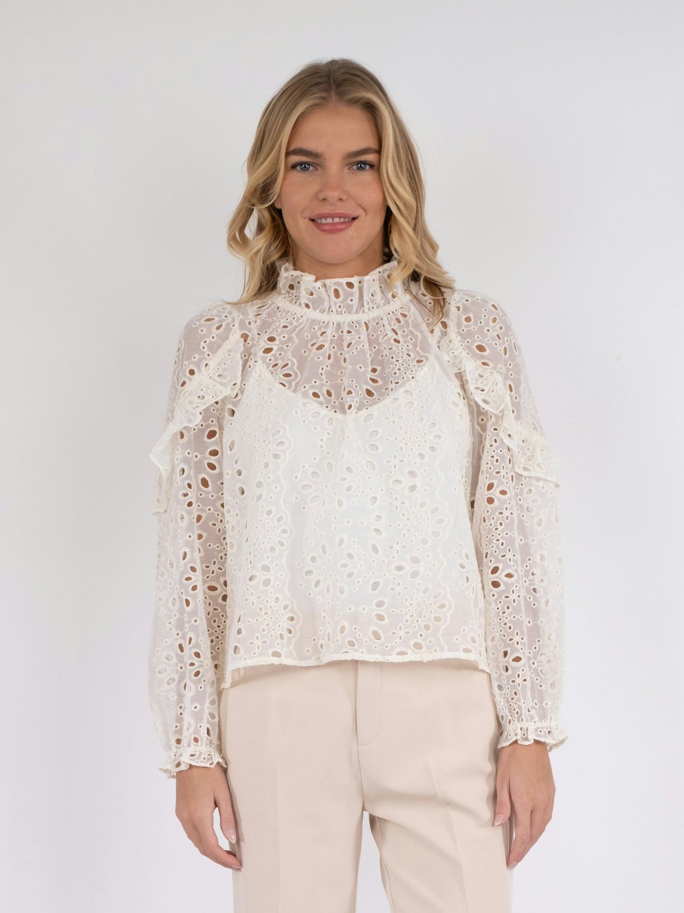Nadira Embroidery Blouse - Ivory
