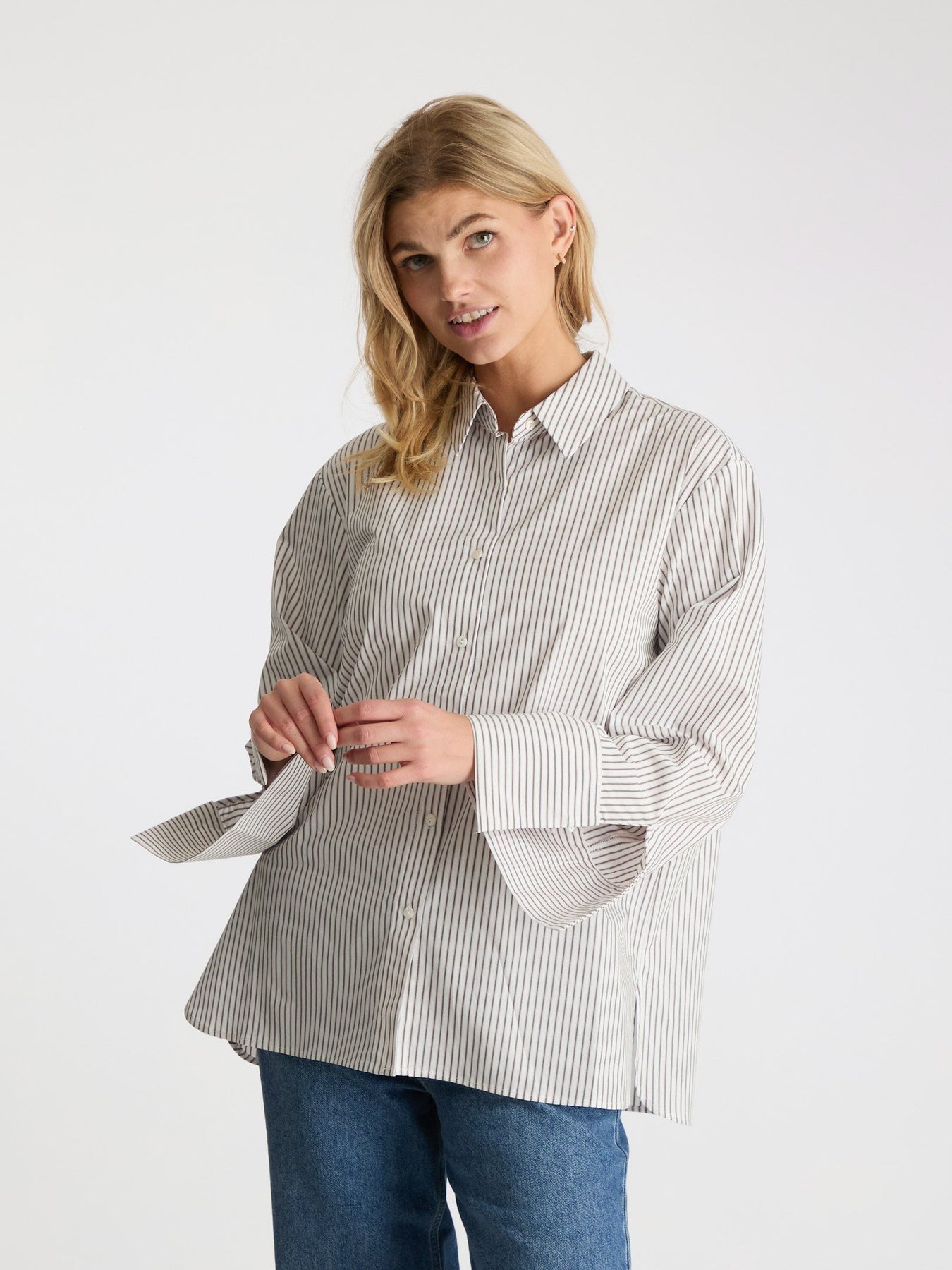 Dita Stripe Shirt - Brown