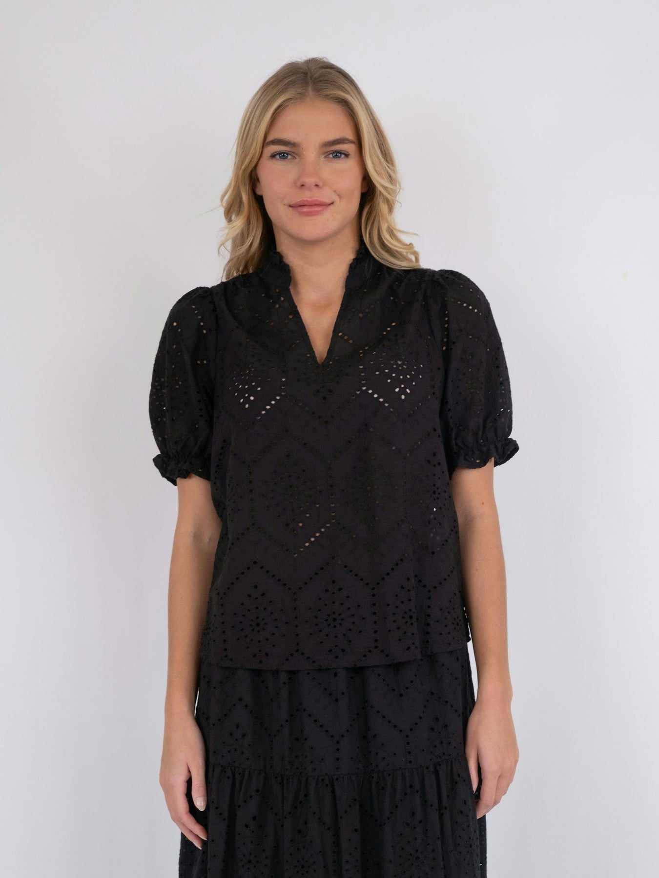 Odesa Embroidery Blouse - Black