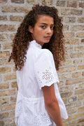 Satsi Embroidery Blouse - White