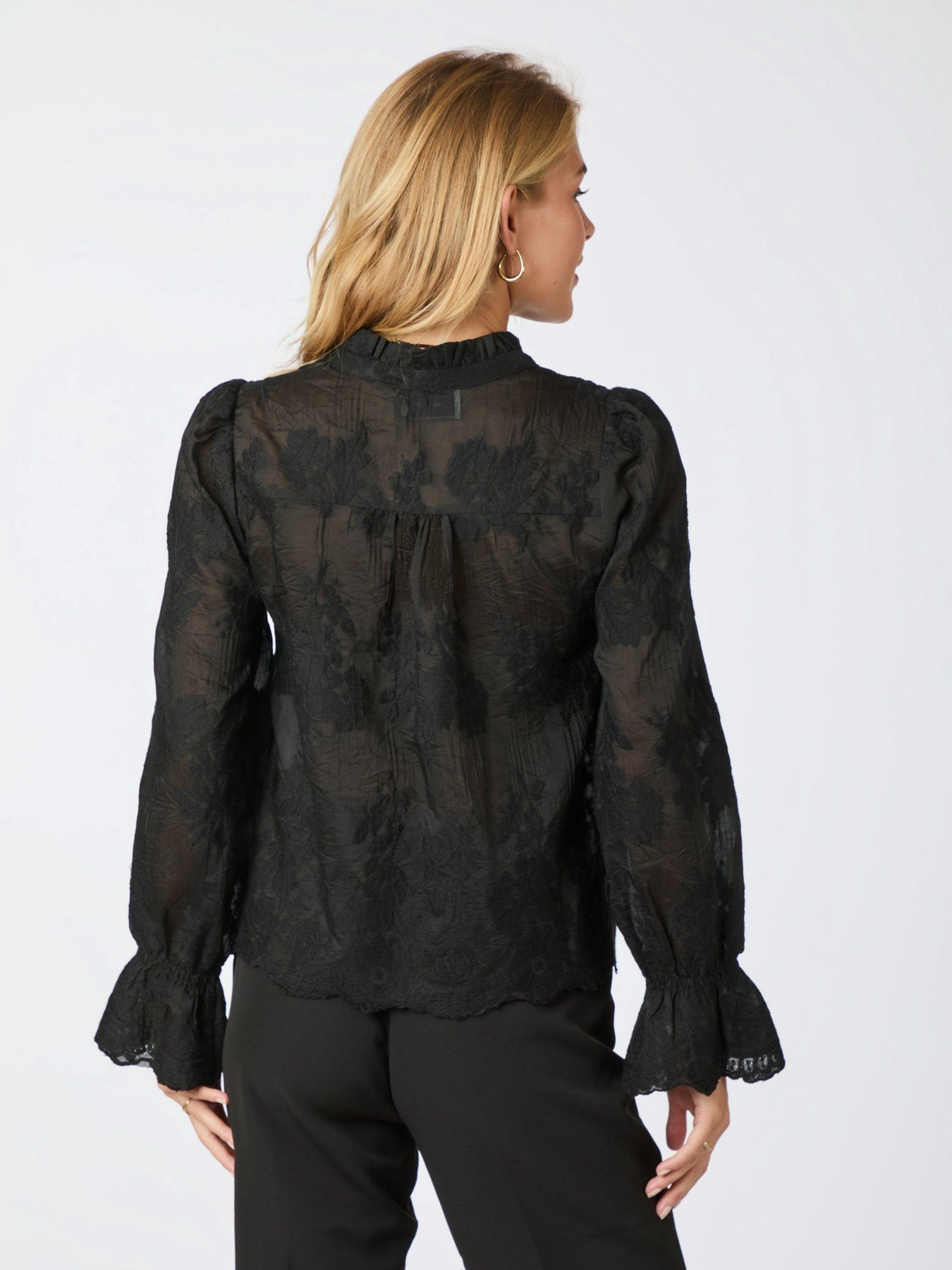 Amara Big Embroidery Blouse - Black