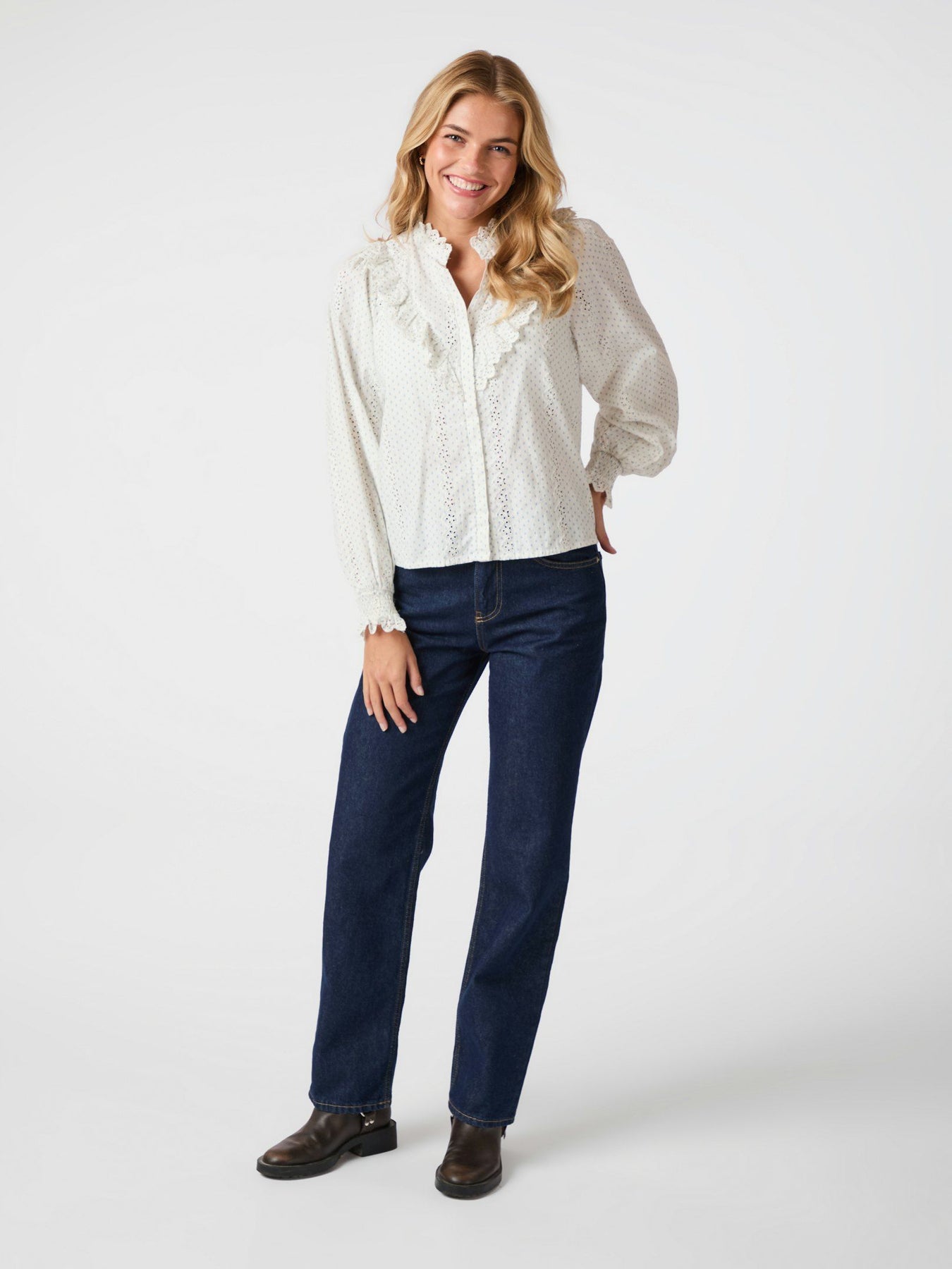 Degas Embroidery Blouse - Off White