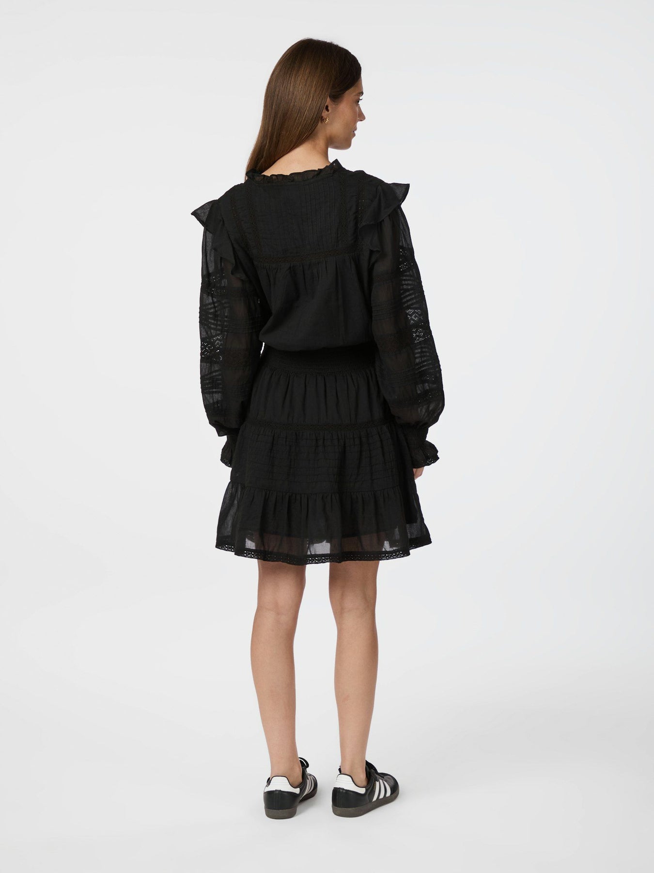Aran S Voile Dress - Svart