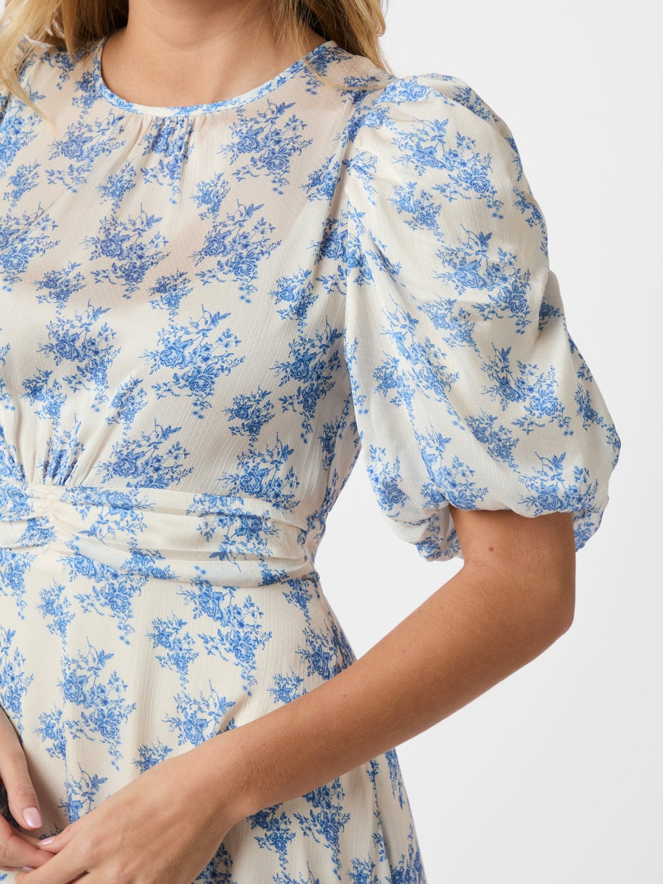 Kikka Wild Rose Dress - Ljusblå