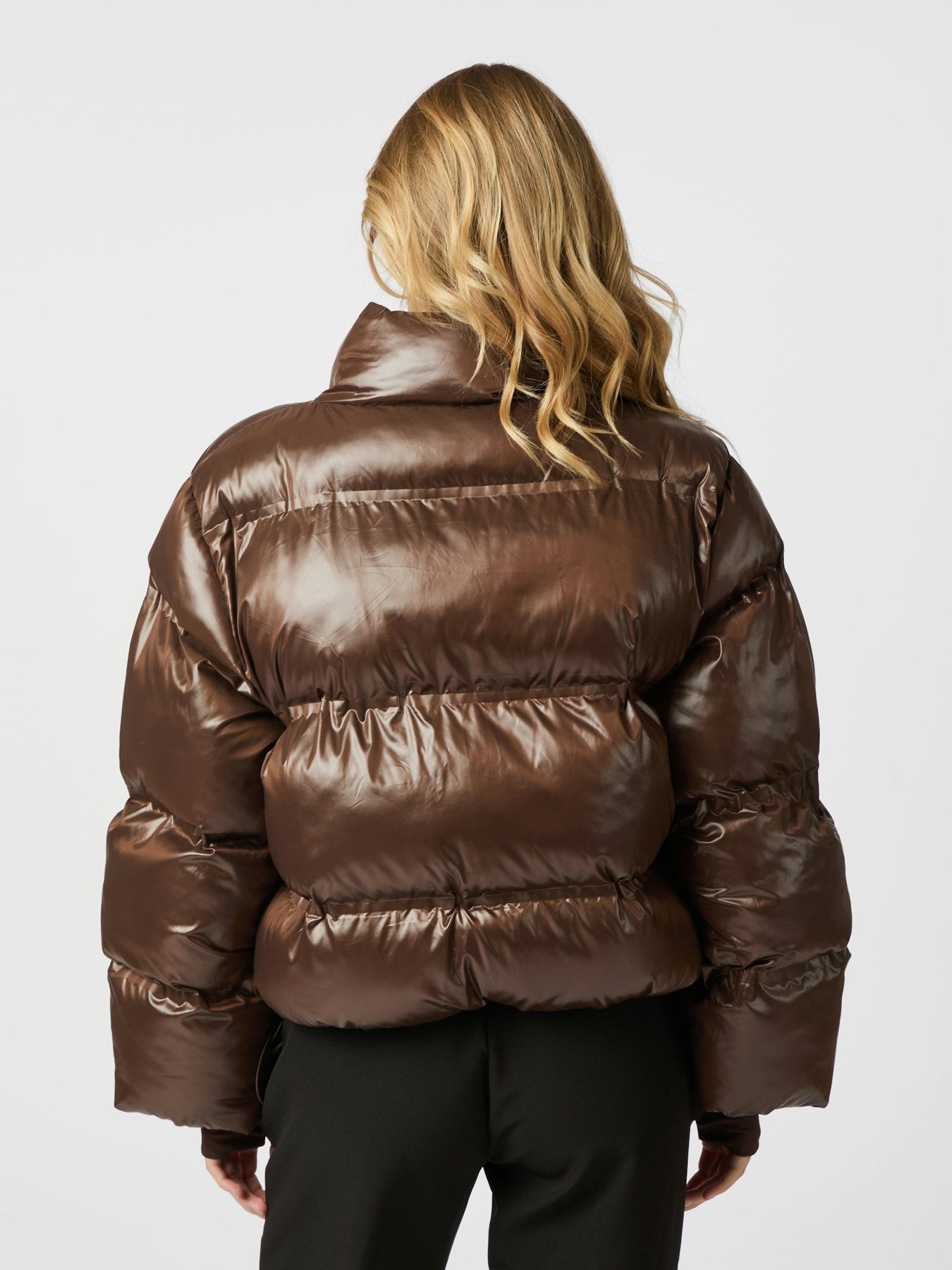 Rhea Shiny Puffer Jacket - Mörkbrun