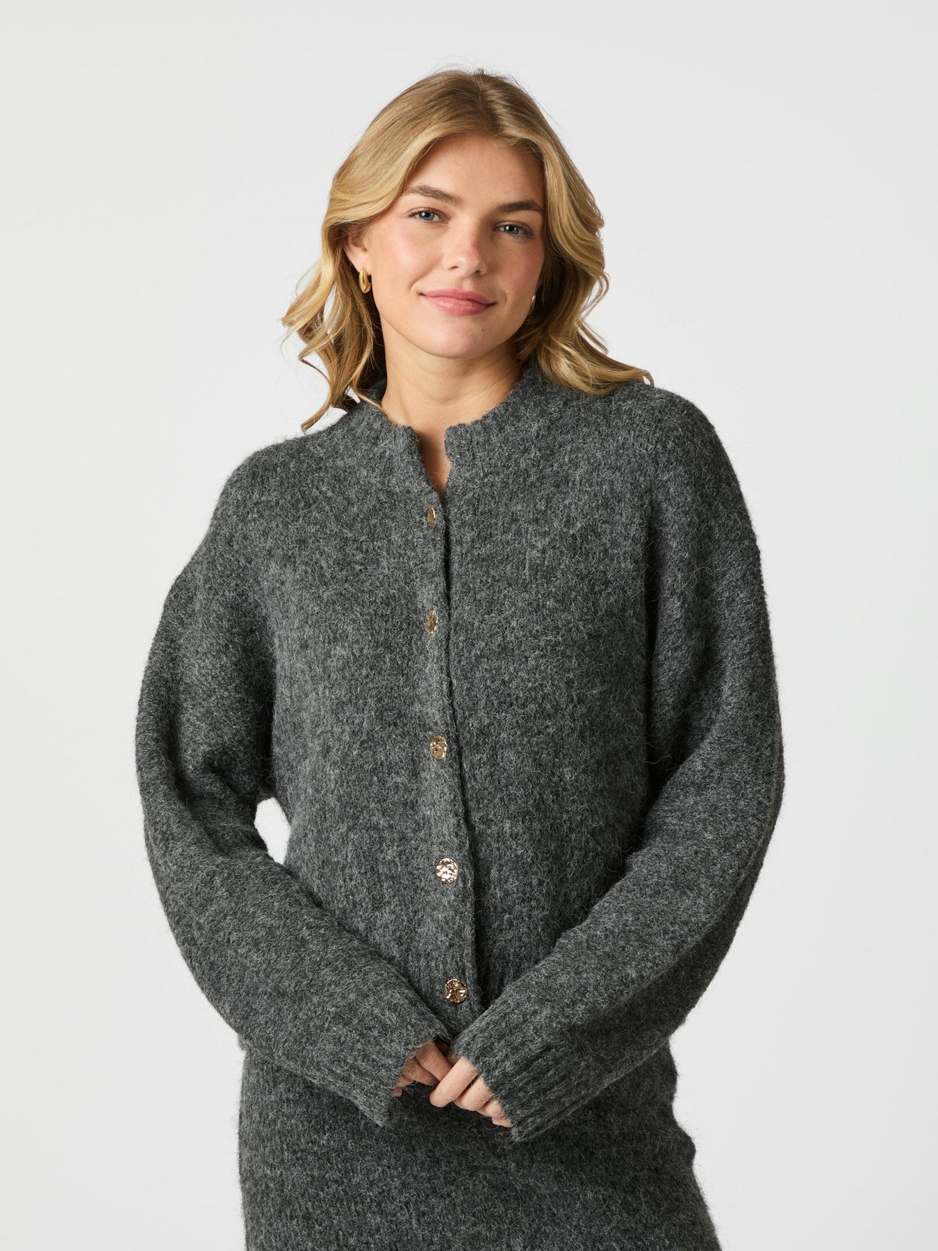 Taura Fluffy Knit Kofta - Antracit