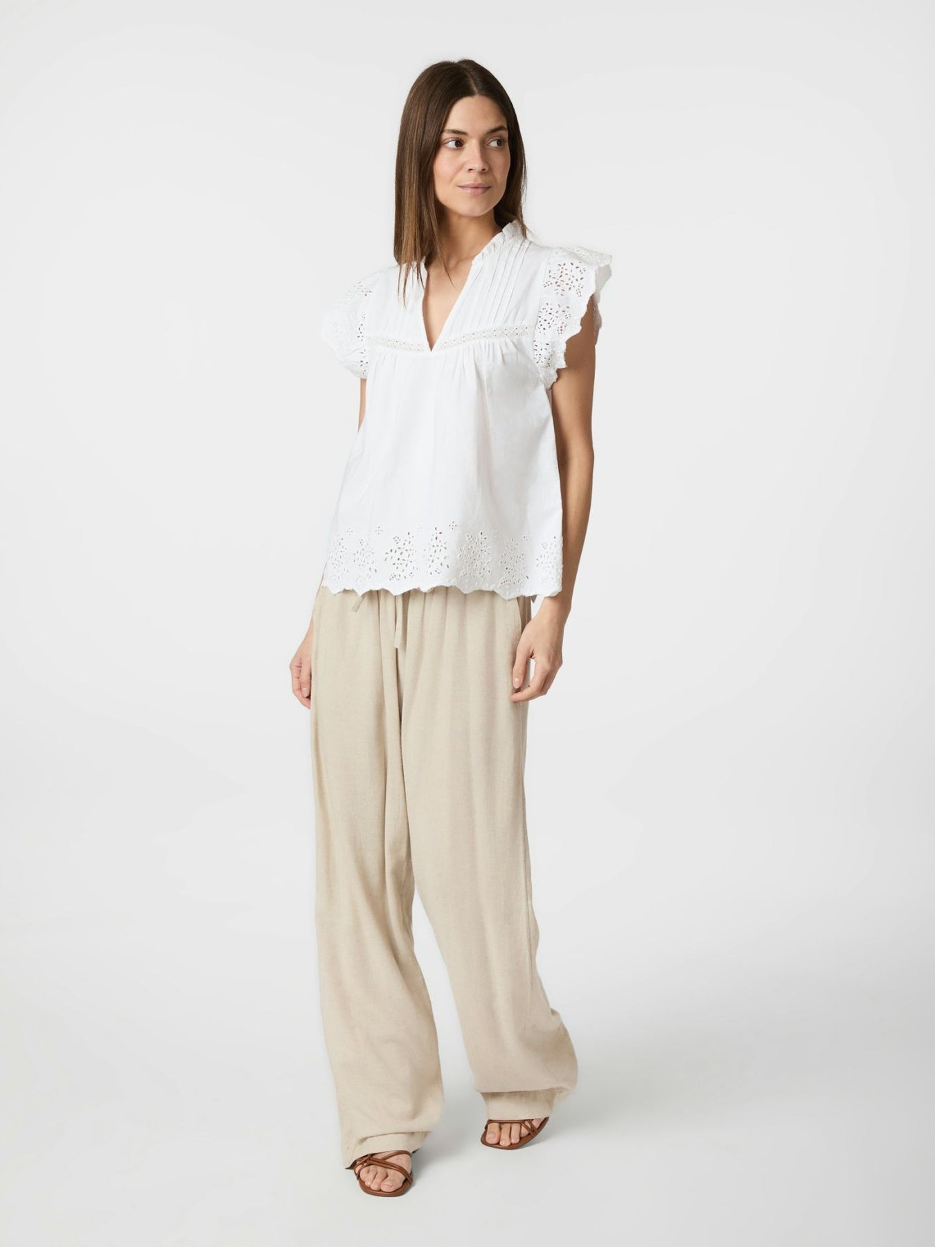 Kyoti Embroidery Top - Vit