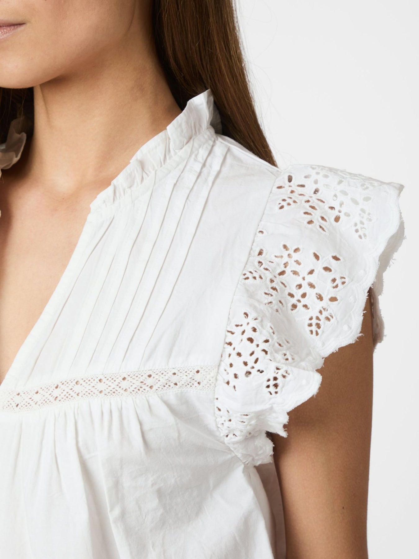 Kyoti Embroidery Top - Vit