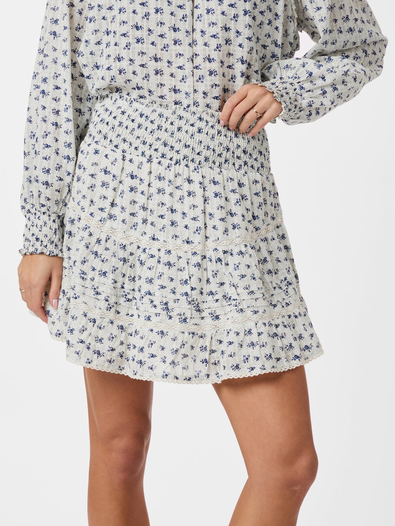 Neo Noir Alett Dot Flower Skirt - Blå