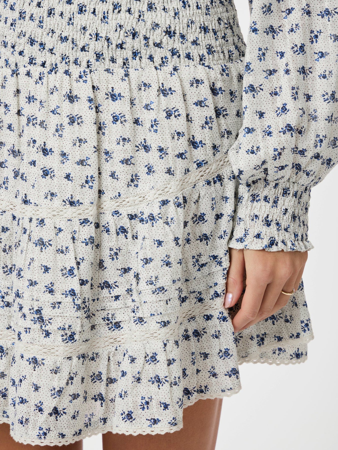 Neo Noir Alett Dot Flower Skirt - Blå