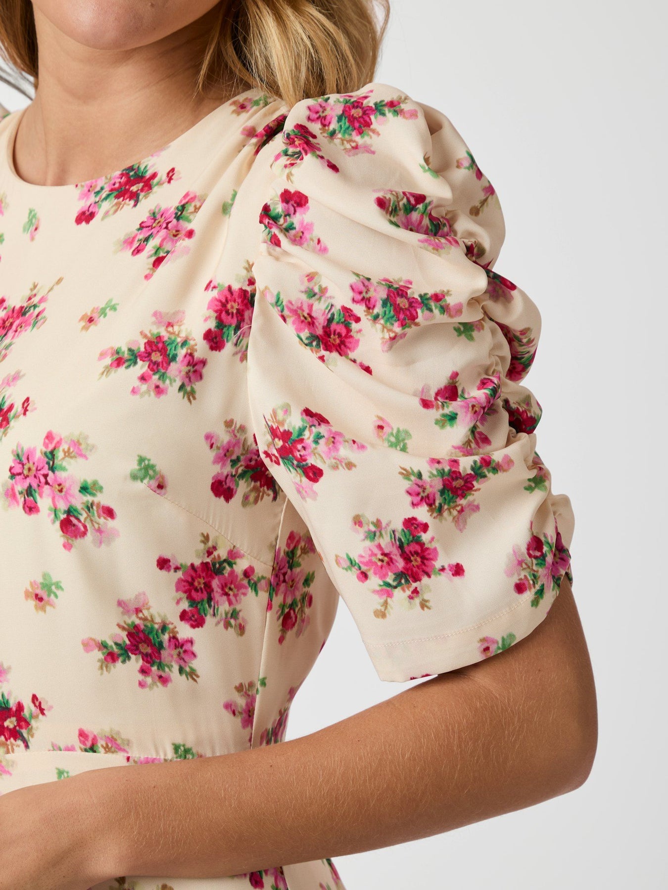 Benuti Amazing Rose Dress - Ljusrosa