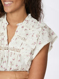 Jayla Small Blossom Top - Creme