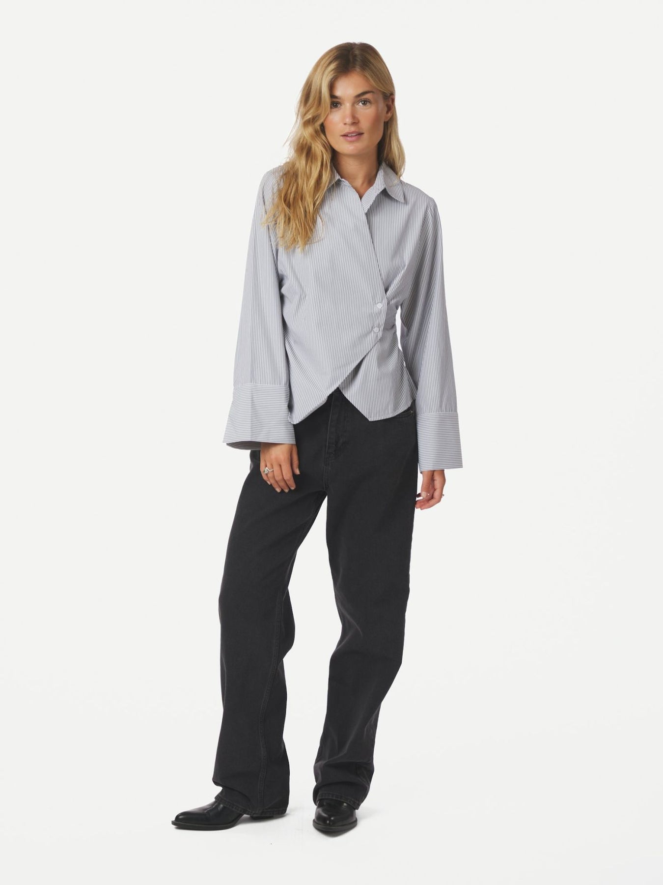 Fenli Striped Shirt - Grå