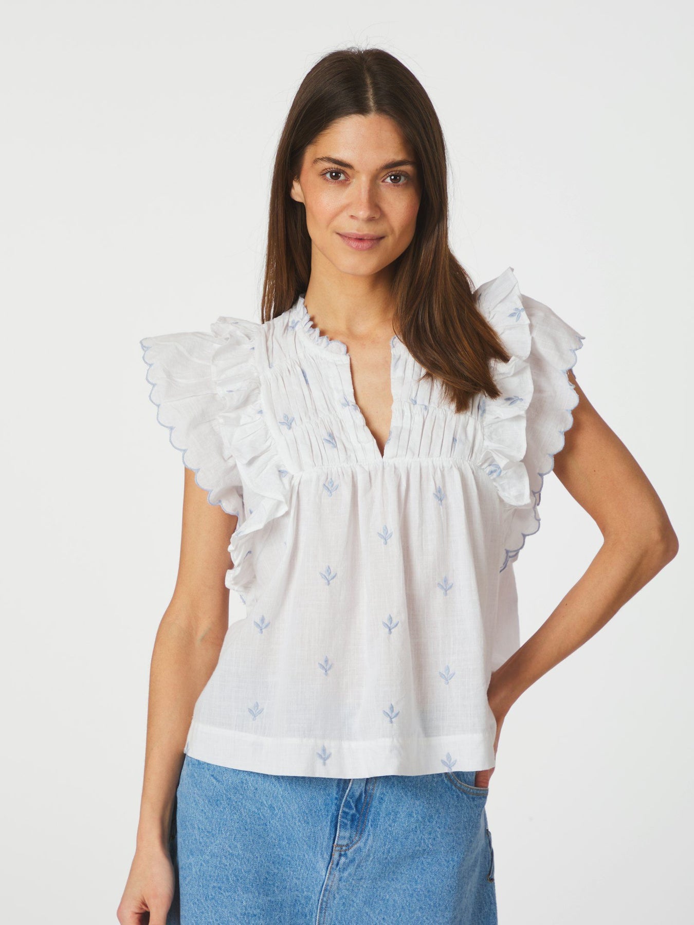 Jayla Embroidery Top - Vit