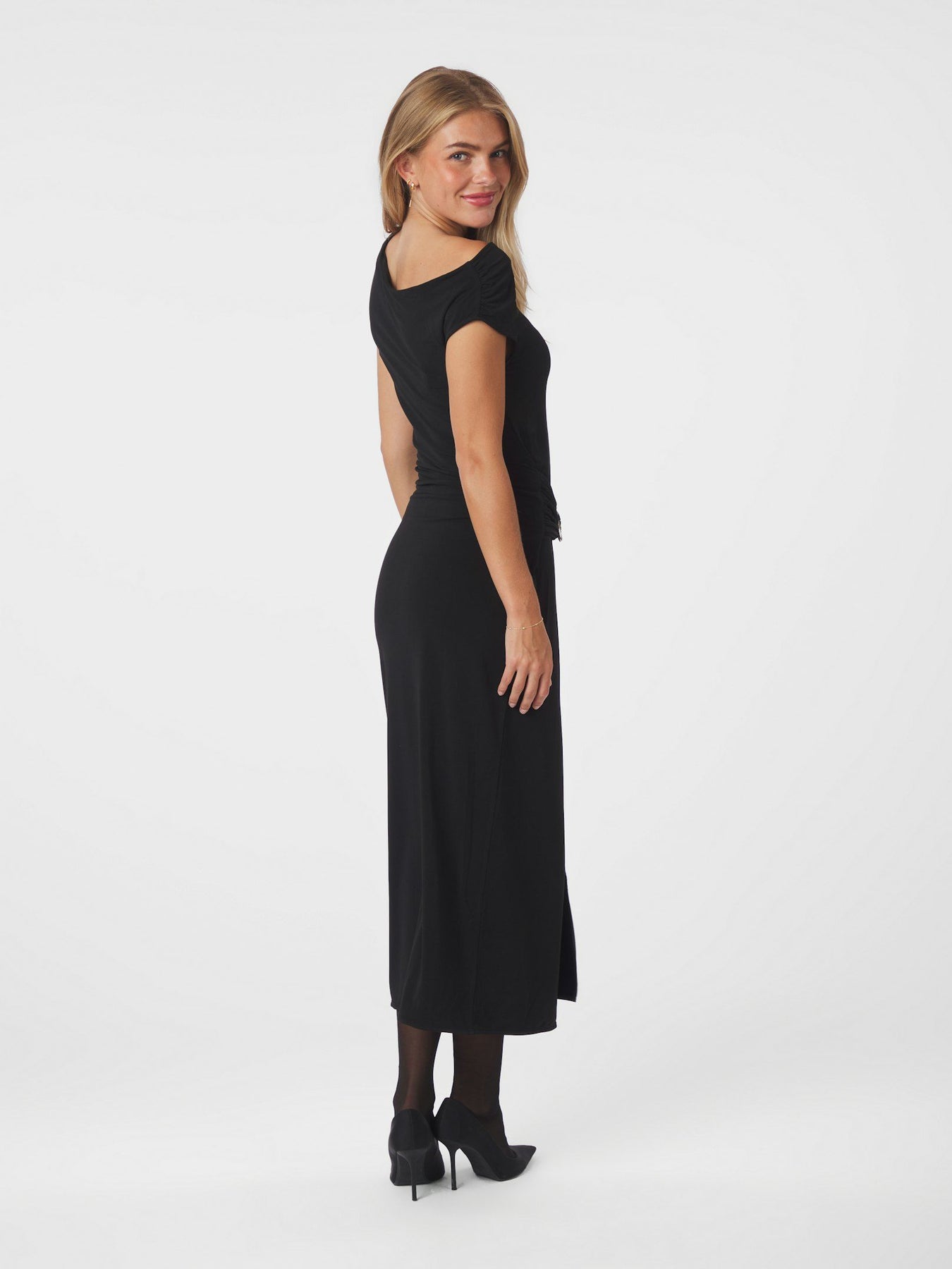 Minja Drapy Dress - Svart