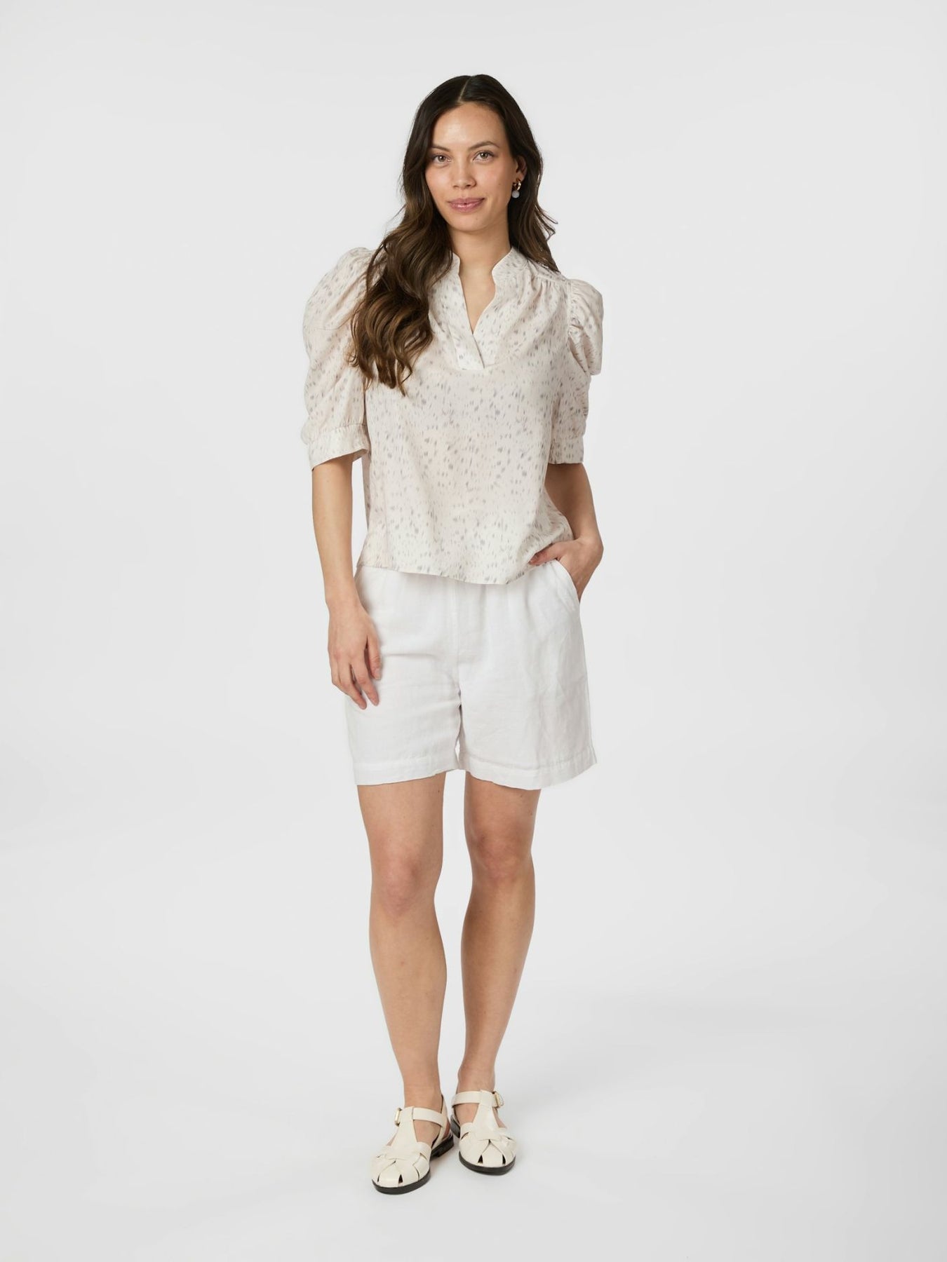 Roella Dull Ditsy Blus - Off White