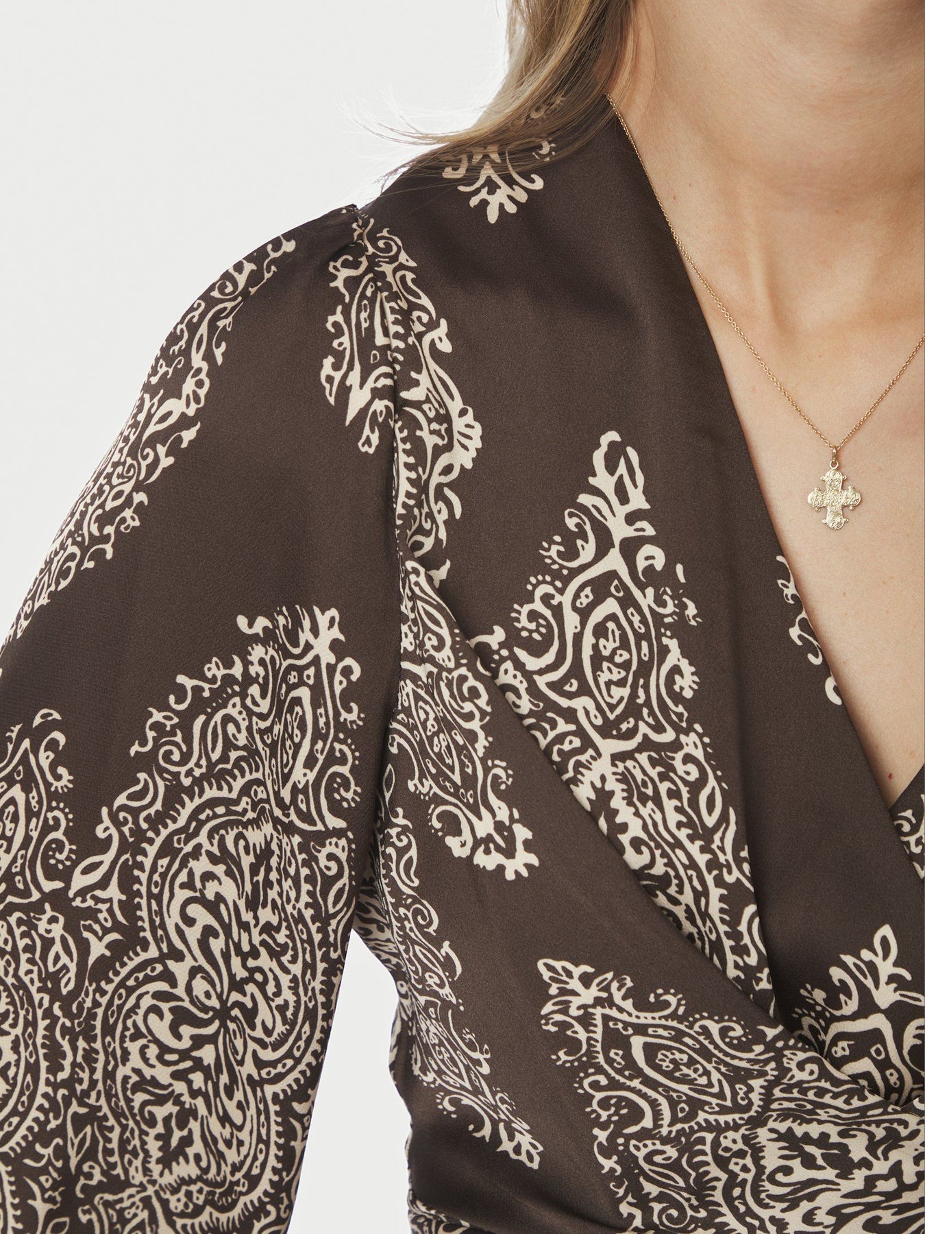 Rista Paisley Drop Blus - Dark Brown