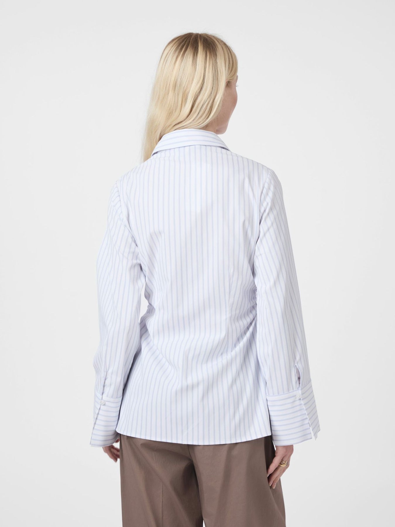 Caroli Slim Stripe Shirt - Vit