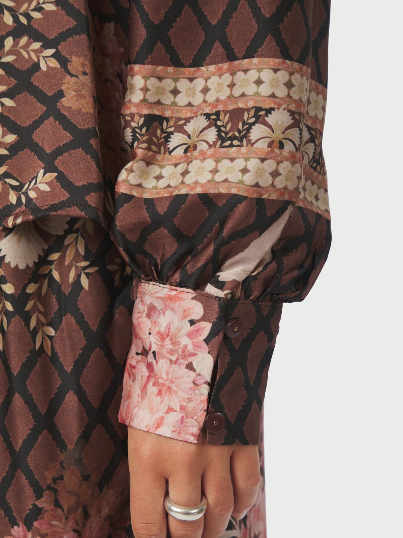 Massima Botanical Border Blus - Svart