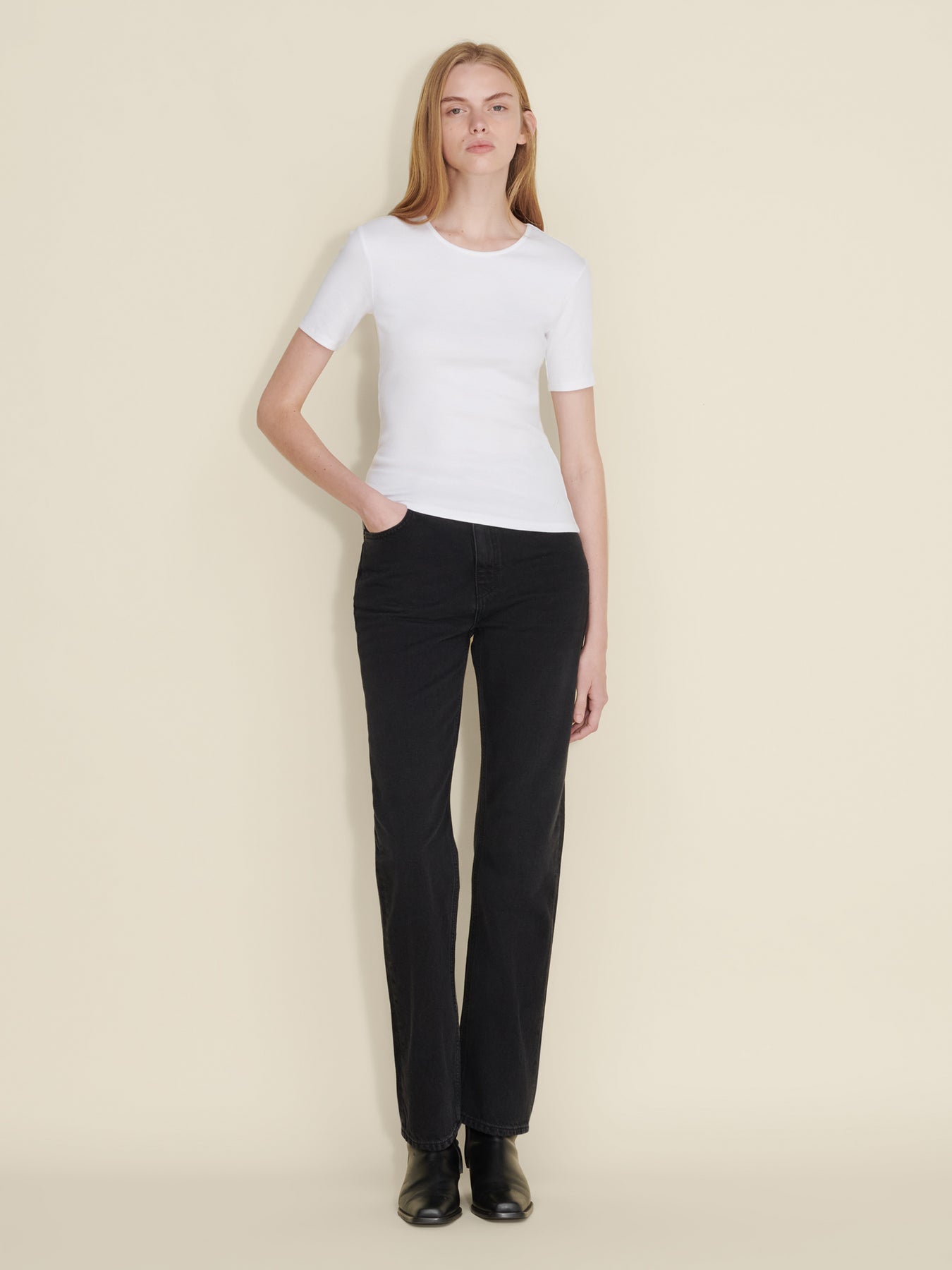 Fitted Rib Tee - Vit