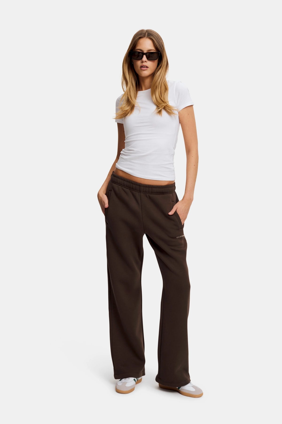 W. Cosmo Straight Leg - Espresso