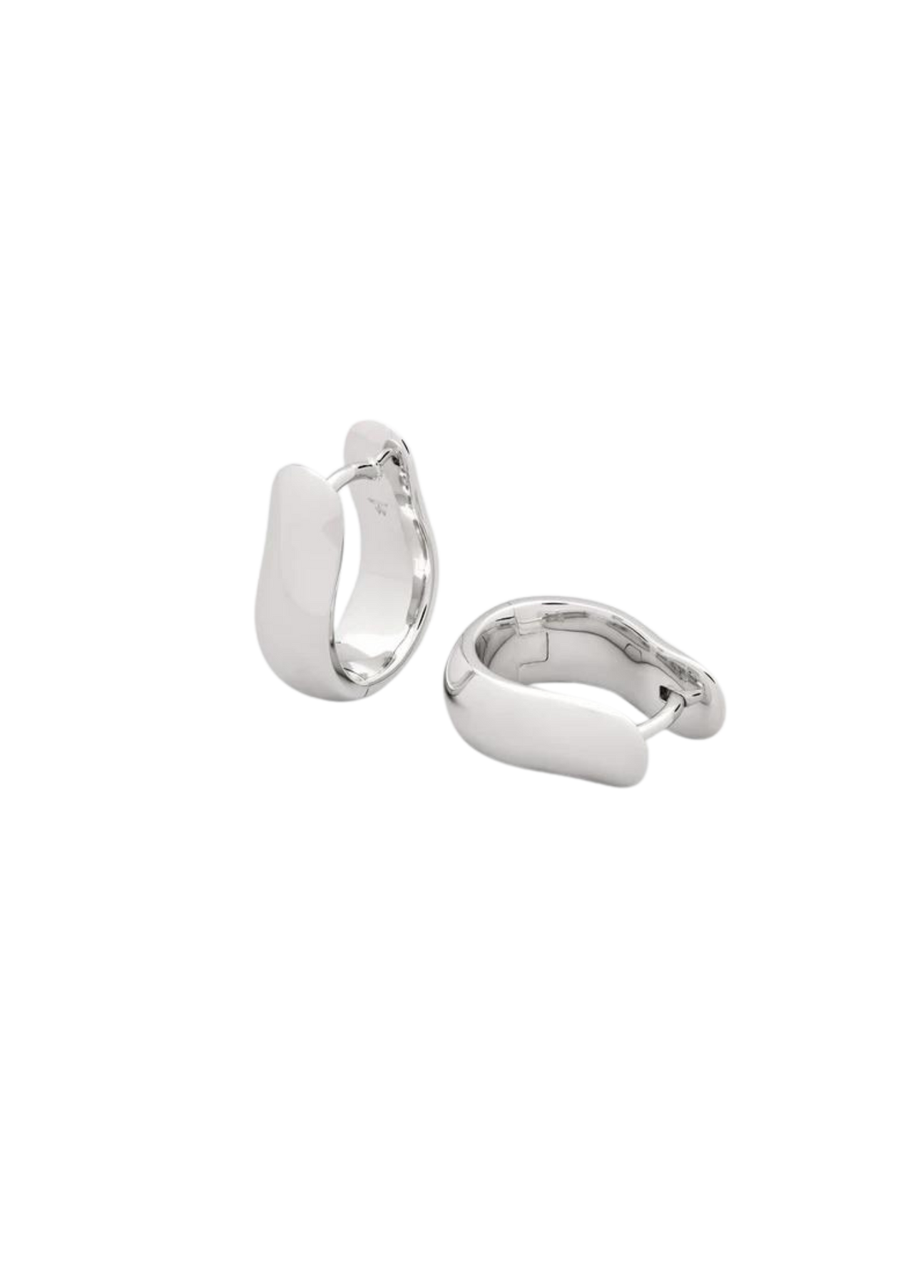 Oyster Hoops Small - Silver