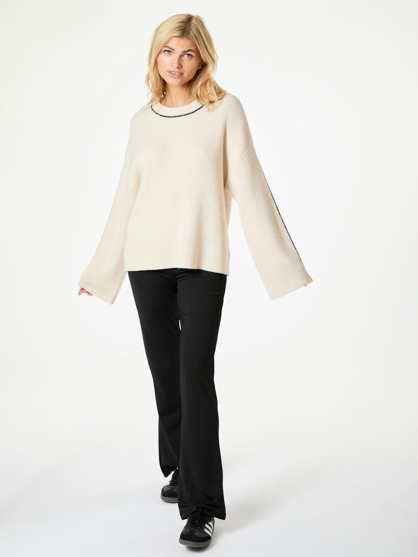 Latte Knit Blouse - Ivory
