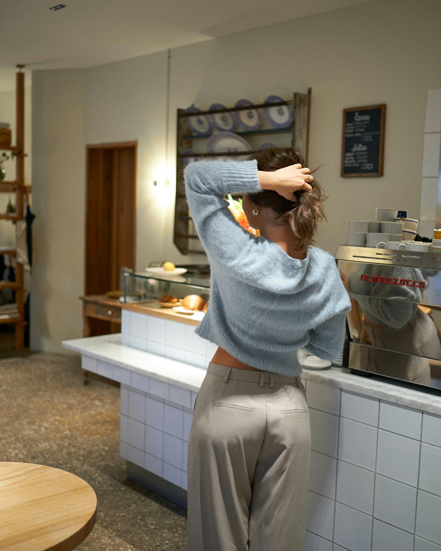 Kilua Fluffy Wrap Knit Blouse - Ljusblå