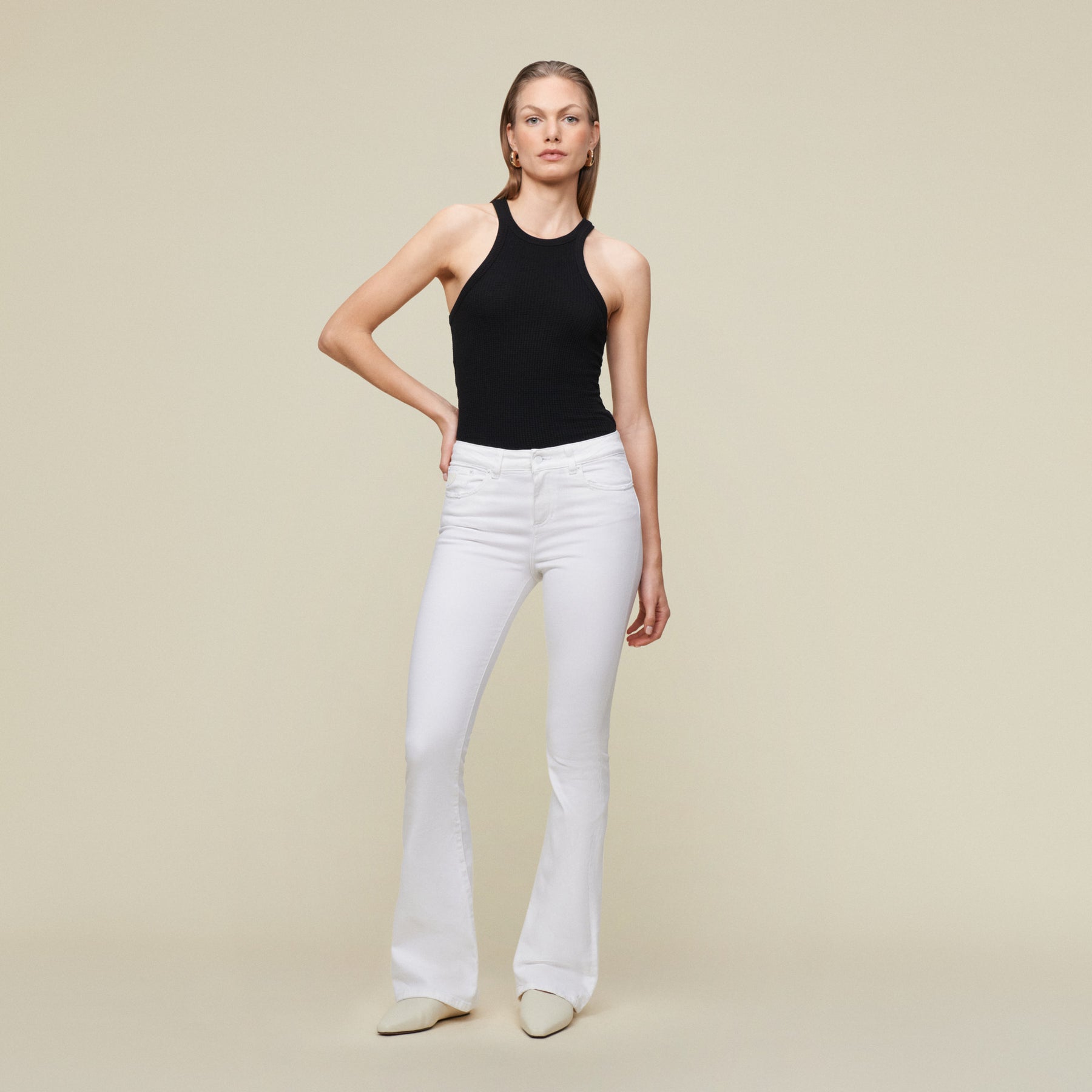 Raval 16 - White