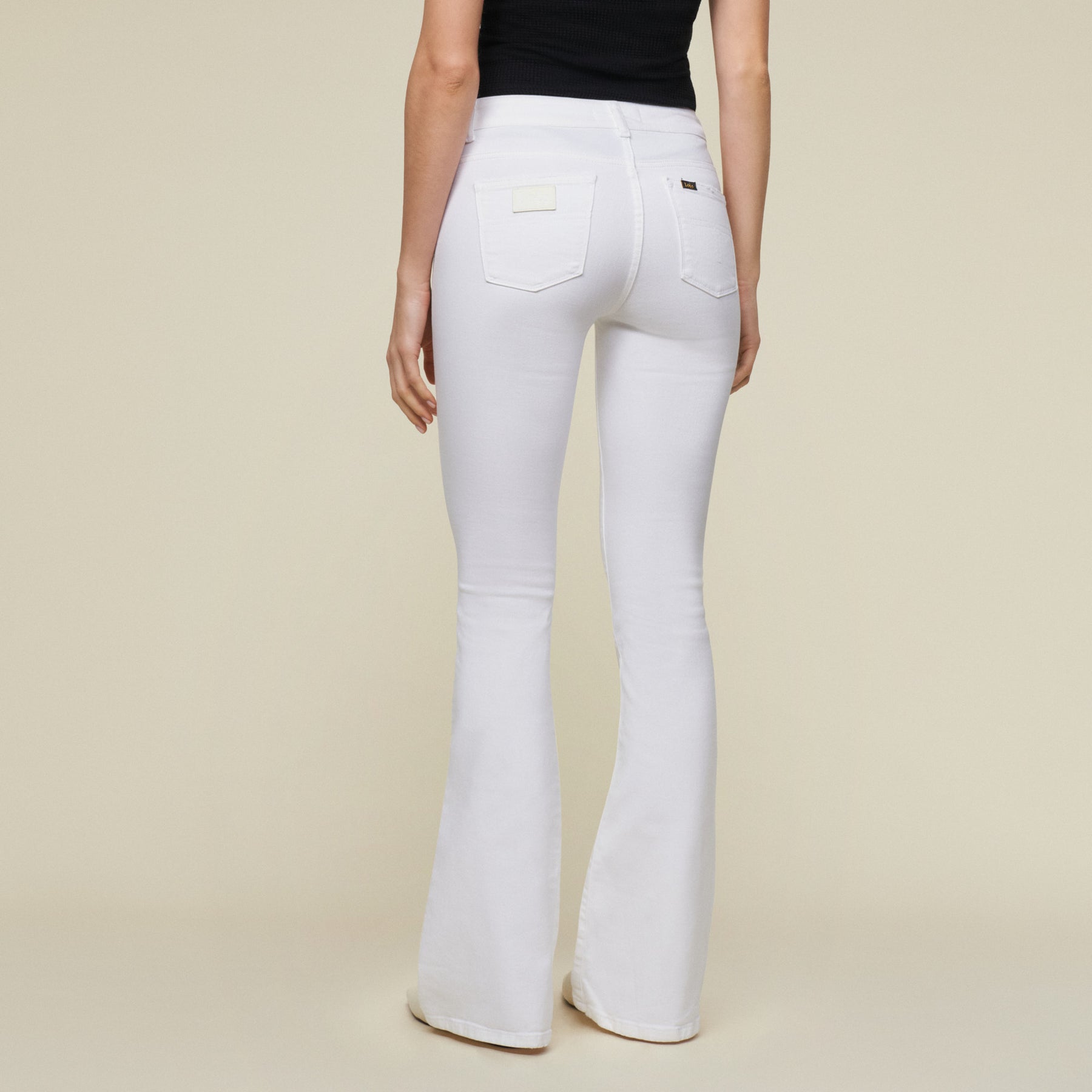 Raval 16 - White
