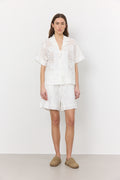 Gisa 2 - White