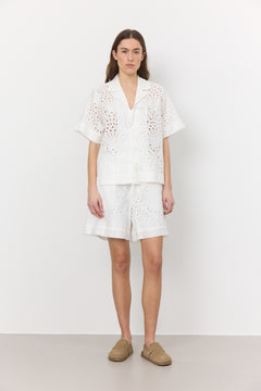 Gisa 2 - White