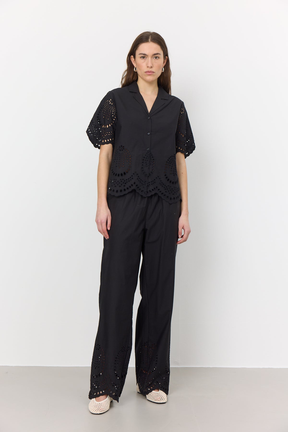 Grolet 3 - Black