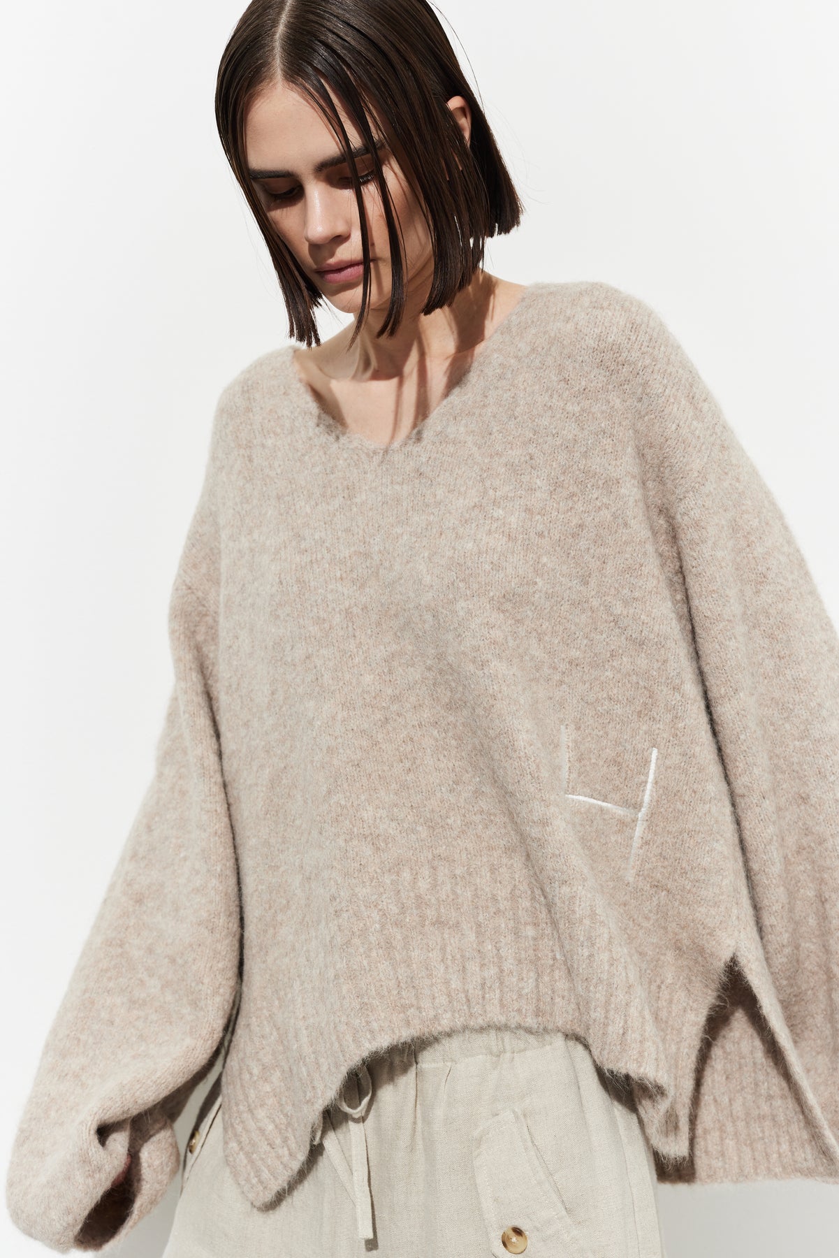 Sofie V-Neck Sweater - Beige Melange
