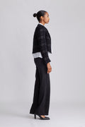 Sonesta - Black
