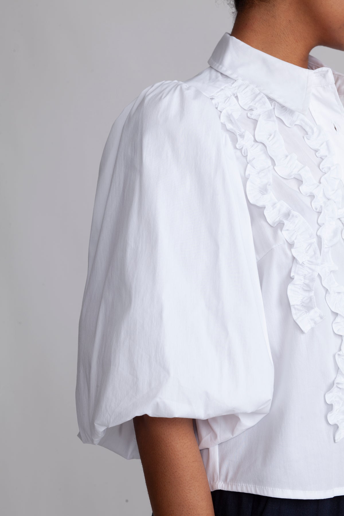 CoCC Crisp Ruffle Puff Shirt - White