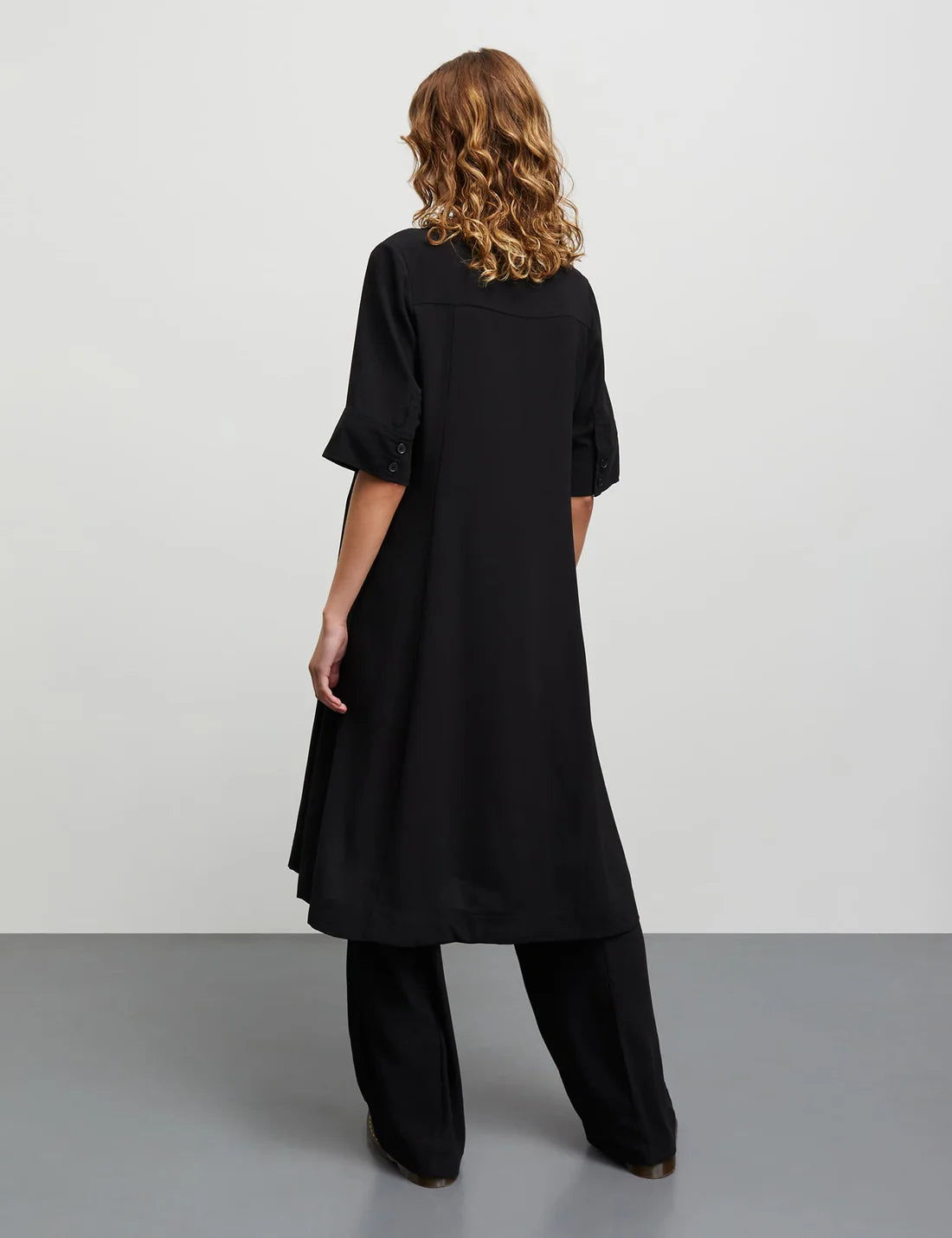 Light Crepe Margot Dress - Svart